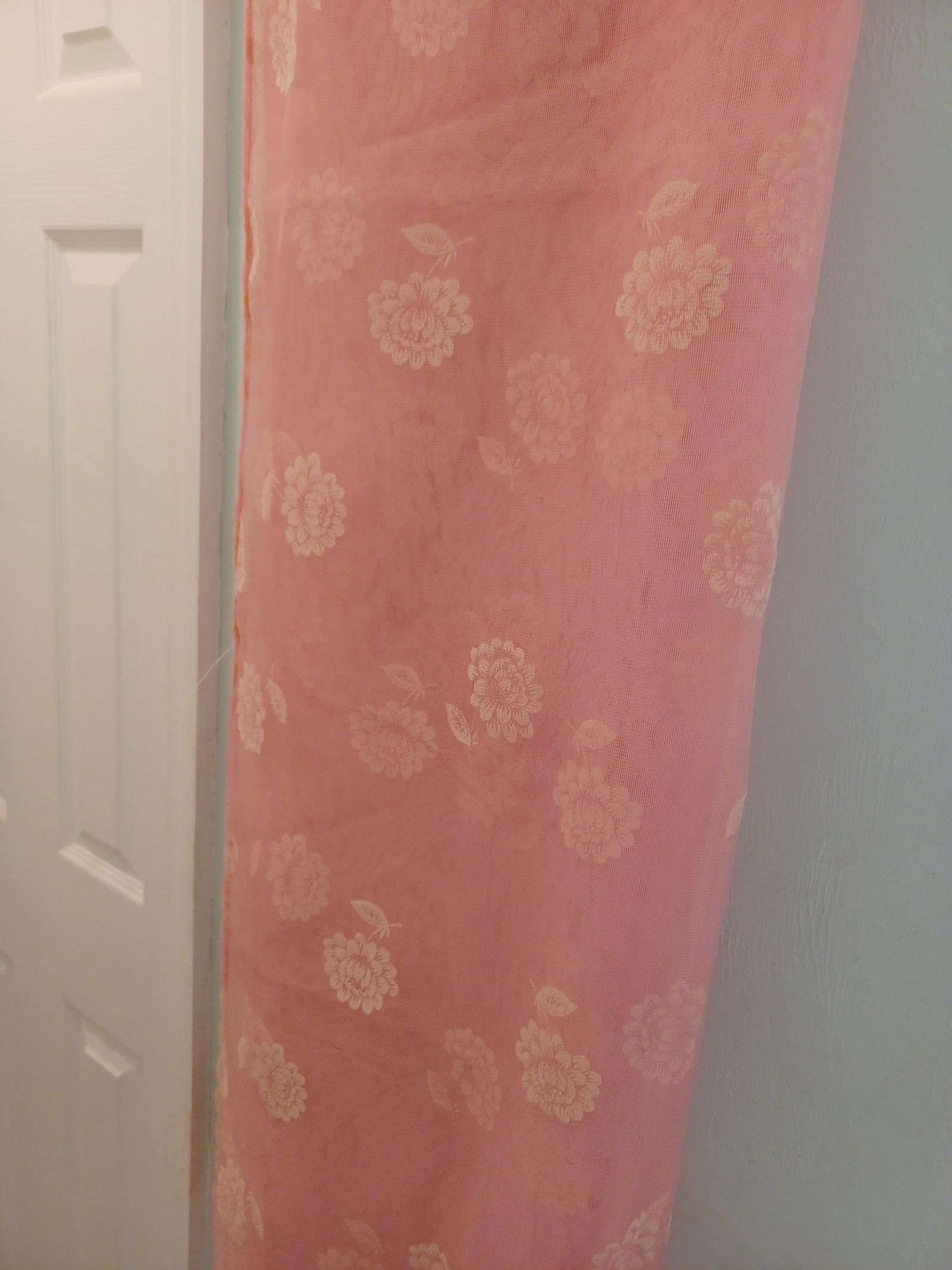 Lot of 4 Pair of curtains all 80 inch lungths - 3