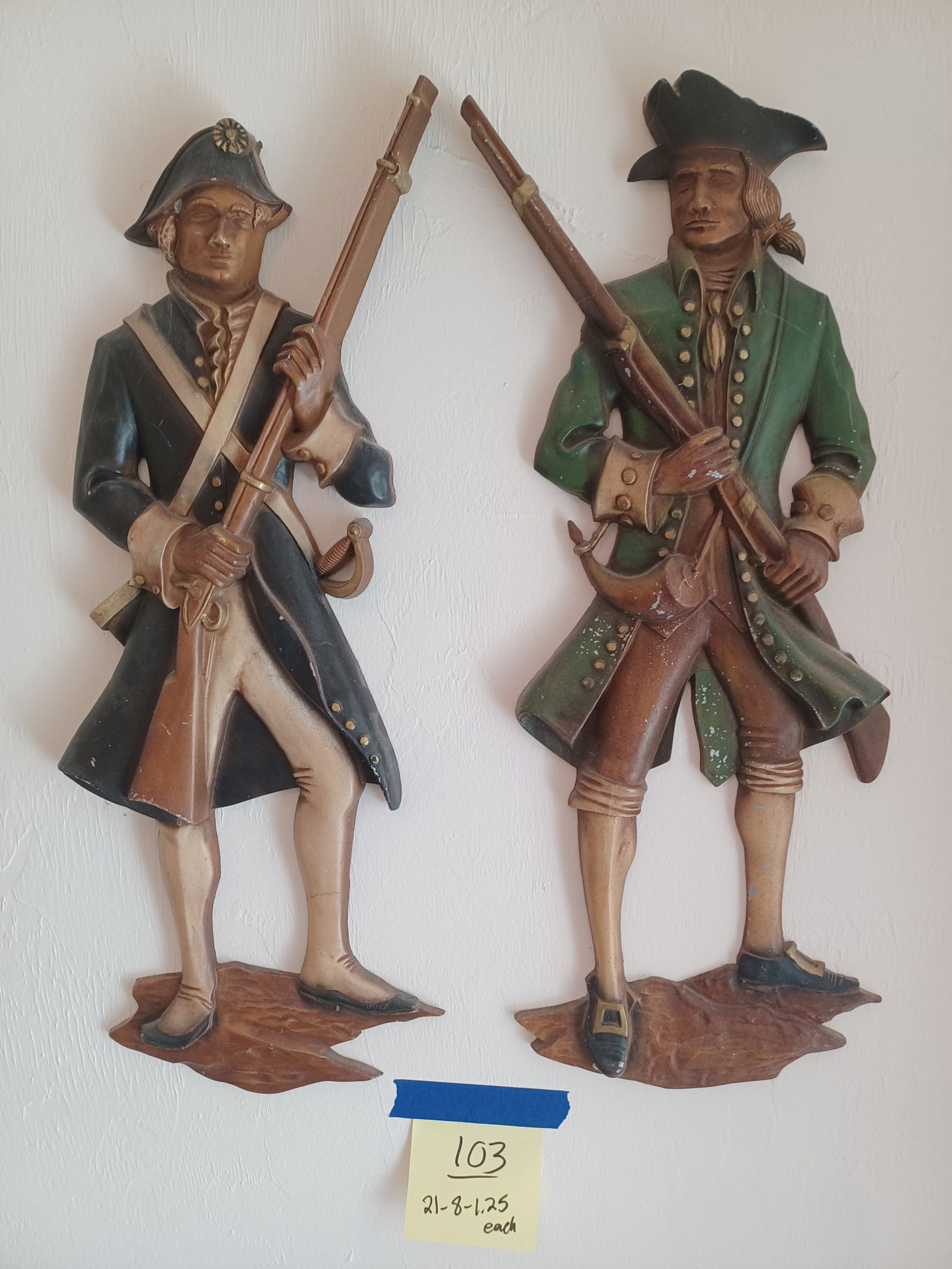 Pair of Sexton Metal Wall Figures of Continental Army Soldiers: Pair of Sexton Metal Wall Figures of Continental Army Soldiers