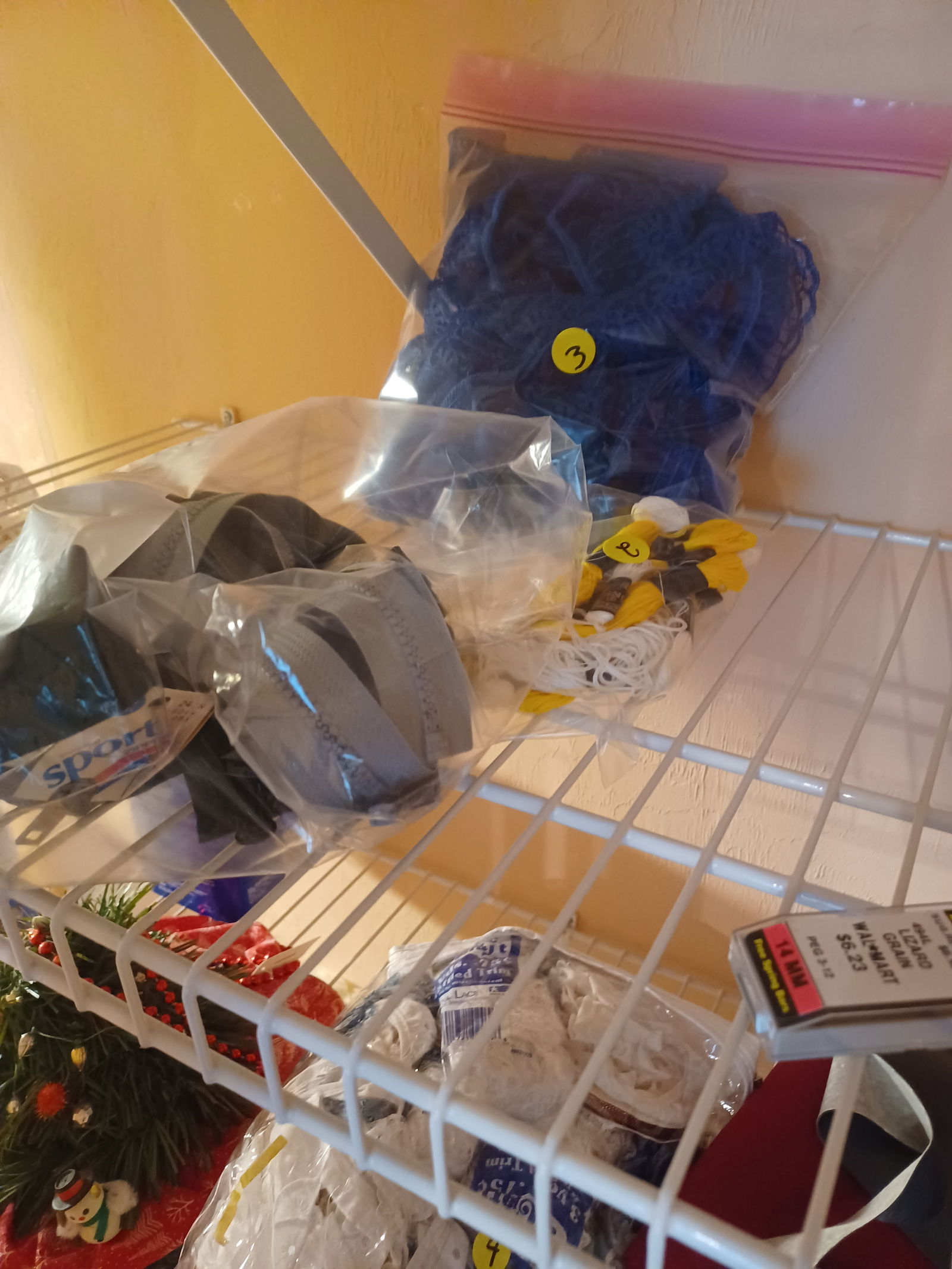 Entire Contents of Closet / except metal lamp - 5