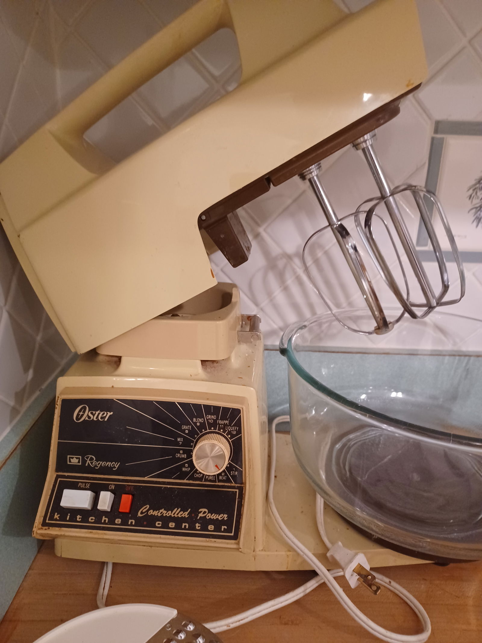 Amazing Vintage Oster Kitchen Center with all the attachments shown / tested works - 3