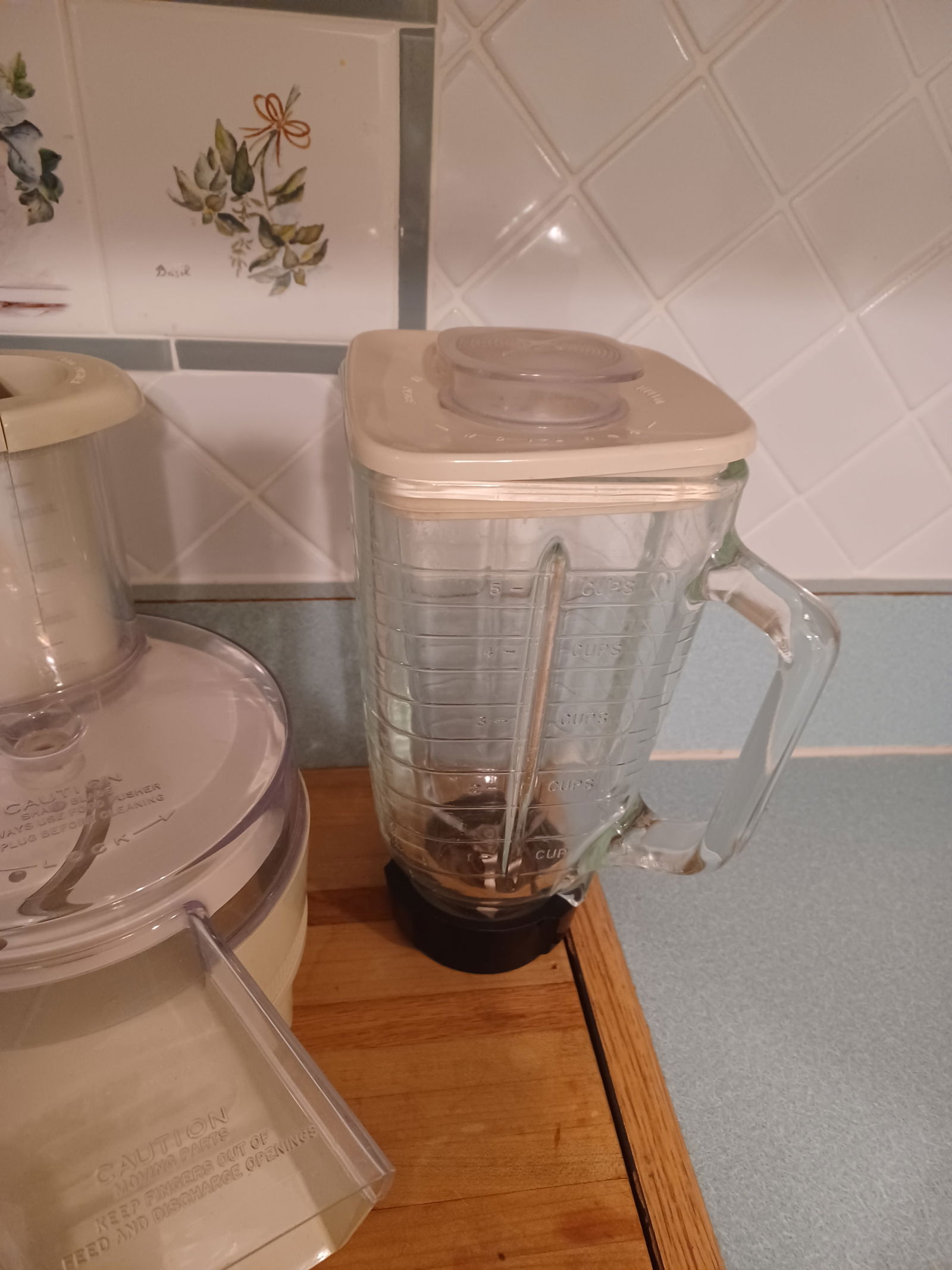 Amazing Vintage Oster Kitchen Center with all the attachments shown / tested works - 6