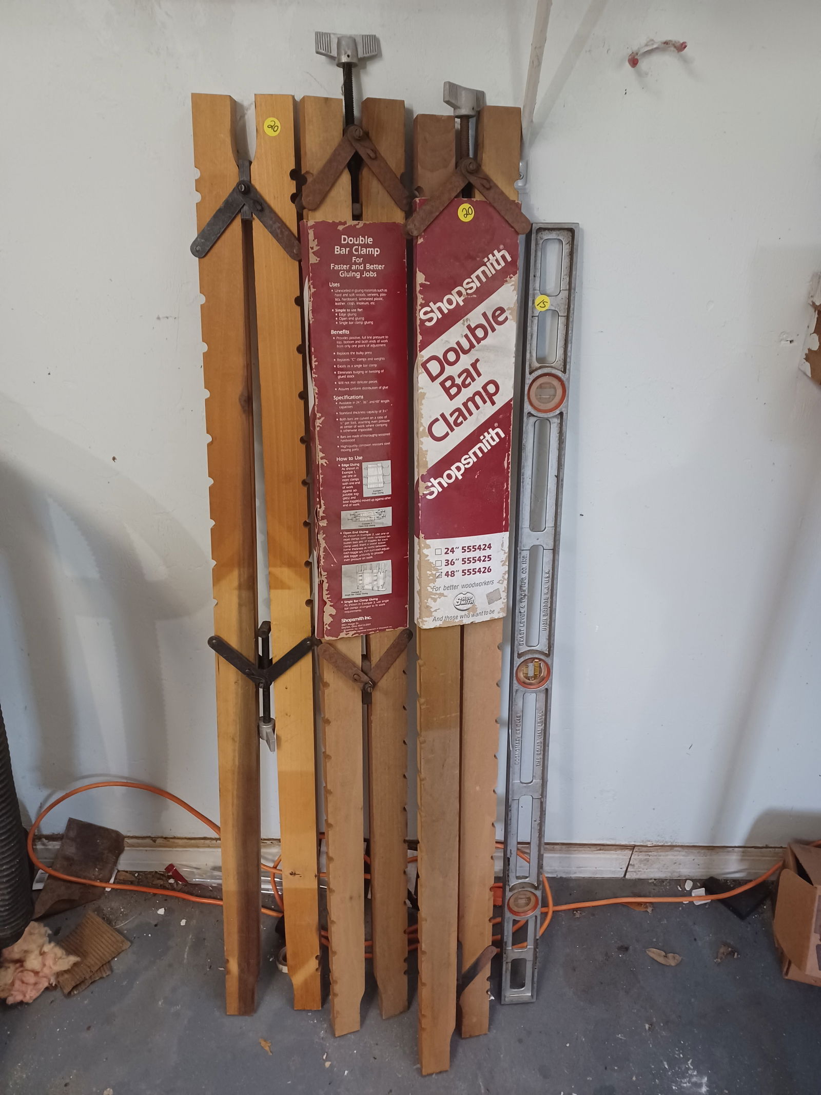 Lot of 3 Shopsmith Double Bar Clamps and Large Level (1 of 5)