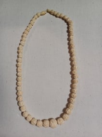Carved Bone Necklace / Clasp broken