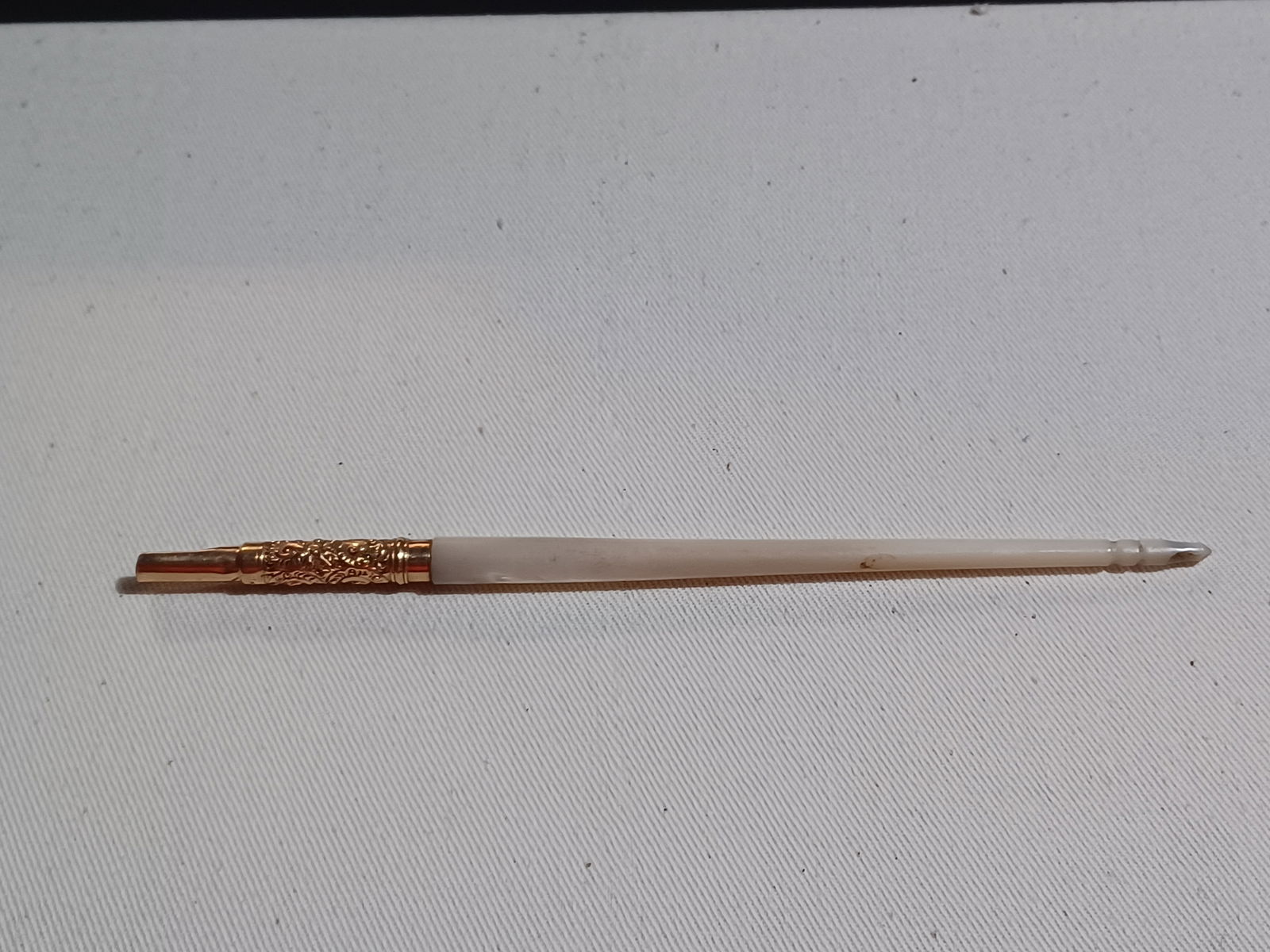 Vintage Mother of Pearl Pen (1 of 7)