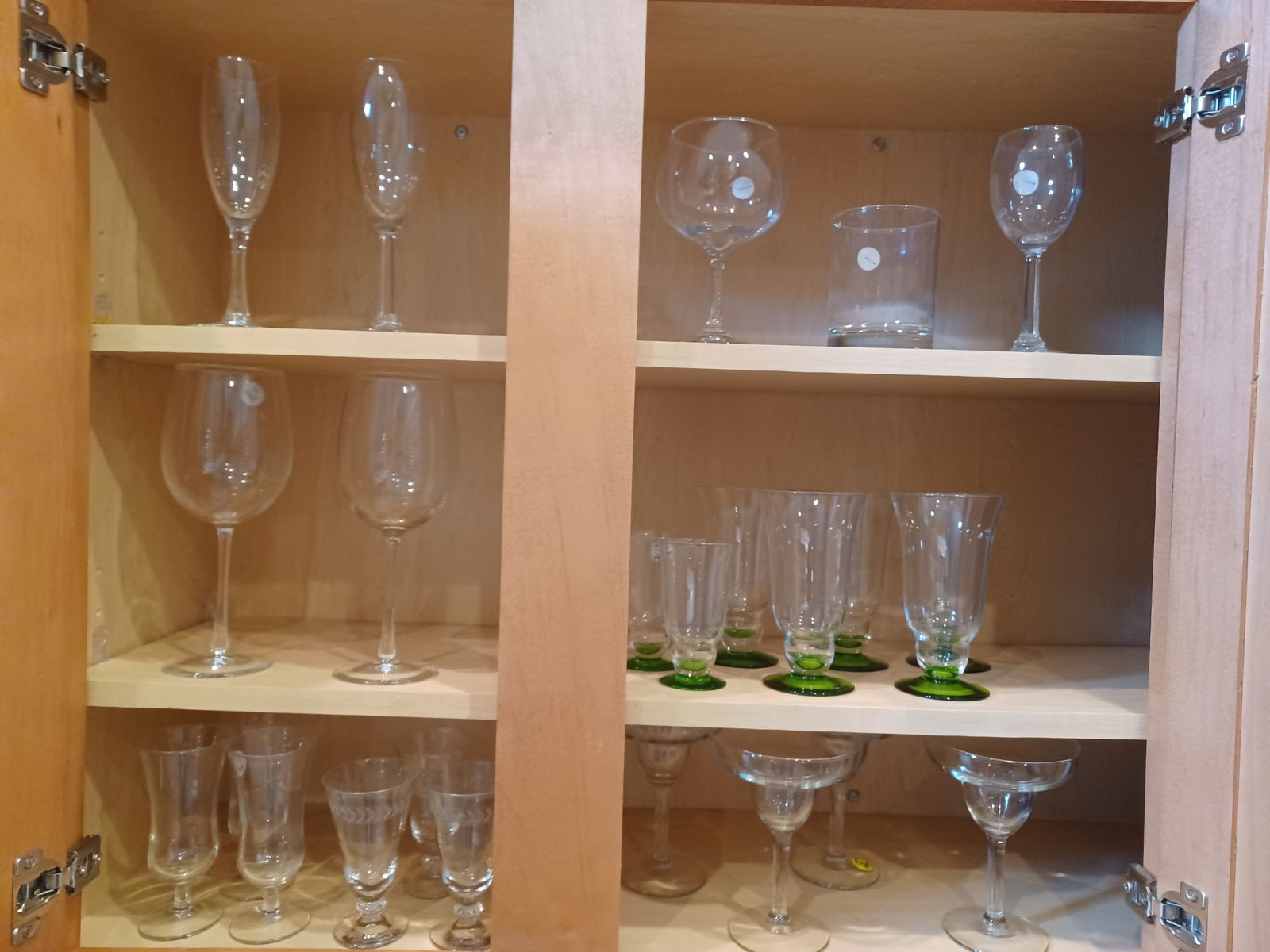 Large Lot of Glassware as seen. All seen inside the cabinet: Large Lot of Glassware as seen. All seen inside the cabinet