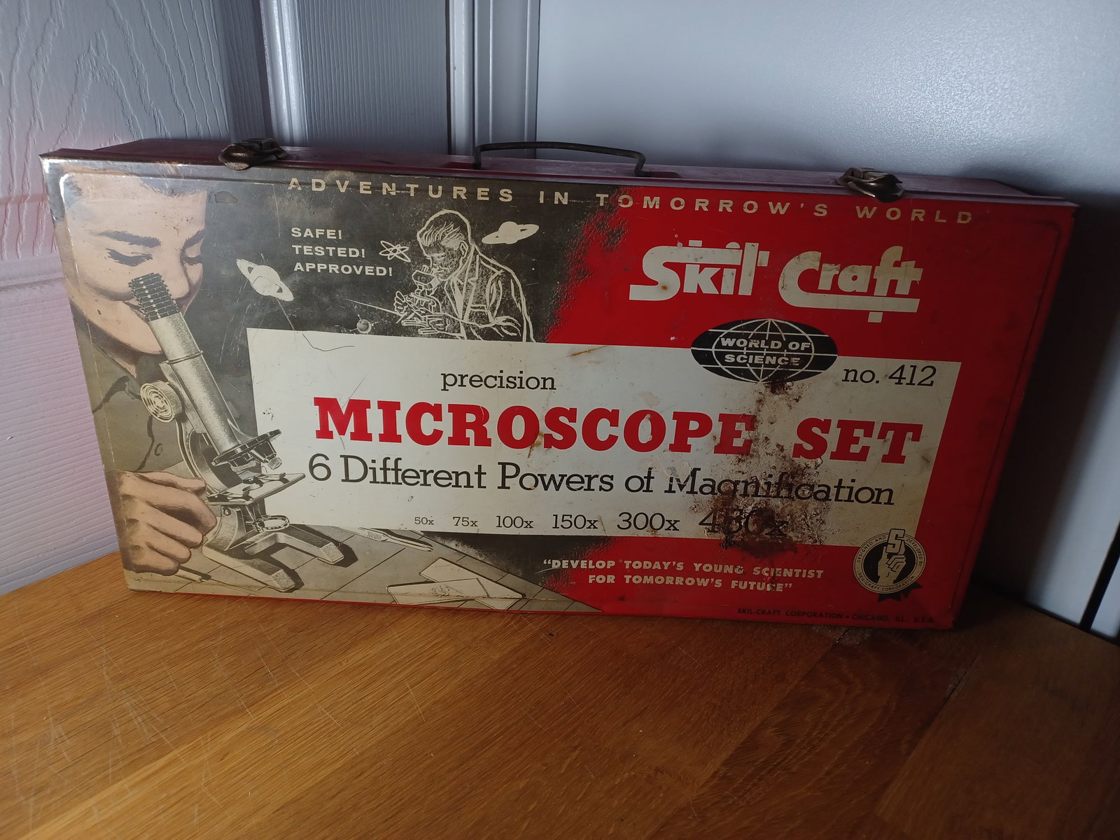 Vintage Metal Skil Craft Microscope Box / Case only as seen: Vintage Metal Skil Craft Microscope Box / Case only as seen