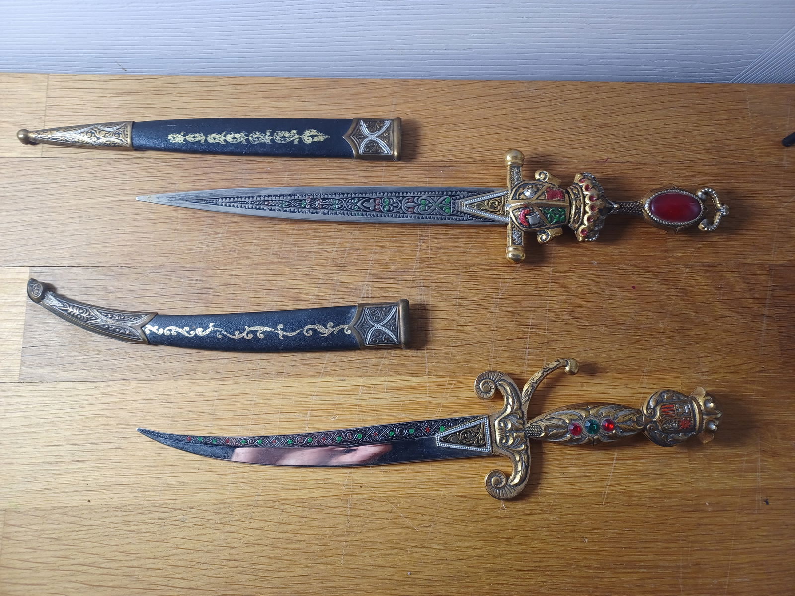 Vintage Pair of Ornate Letter Openers - 3