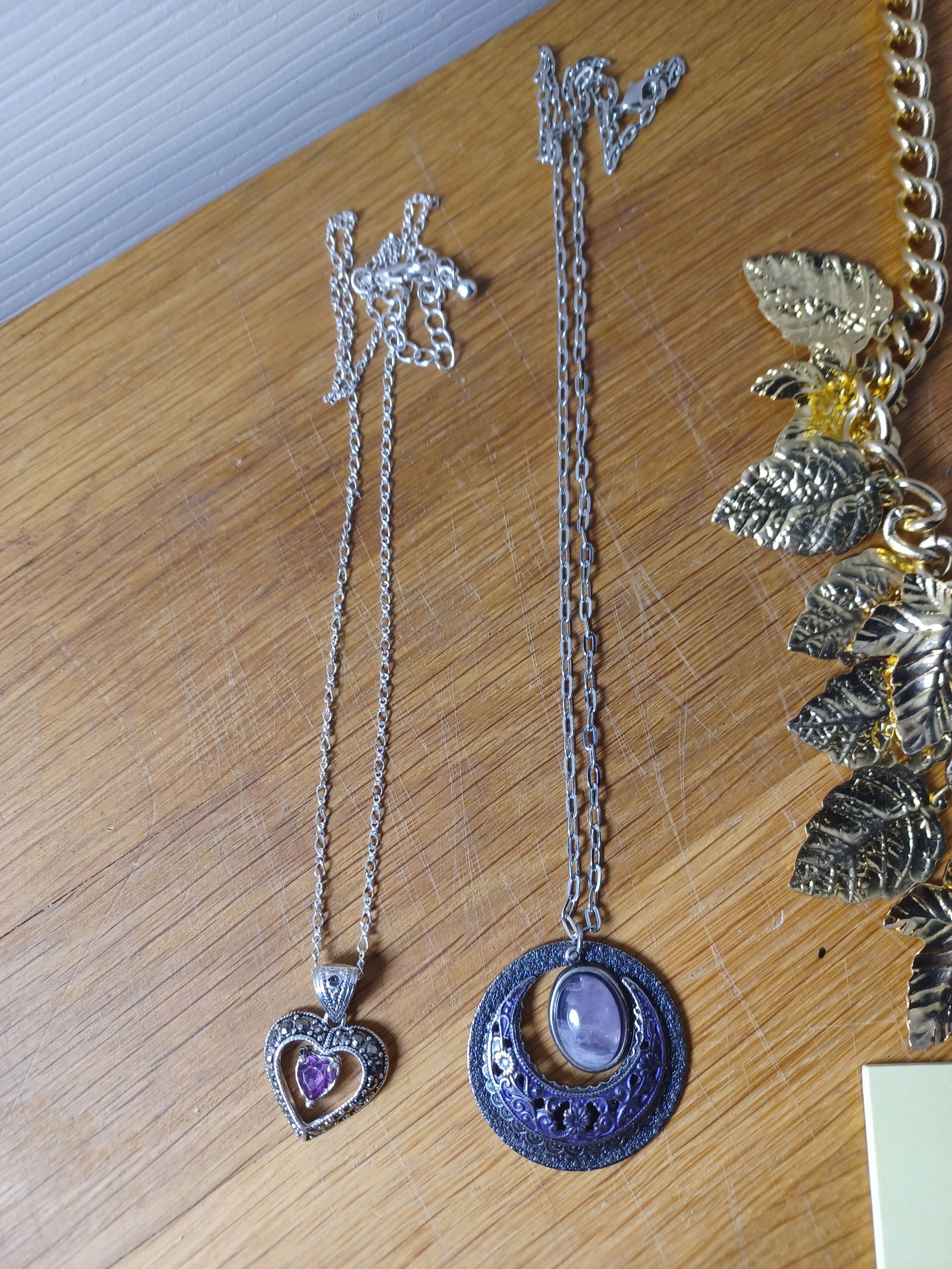 Lot of Vintage Necklaces - 3