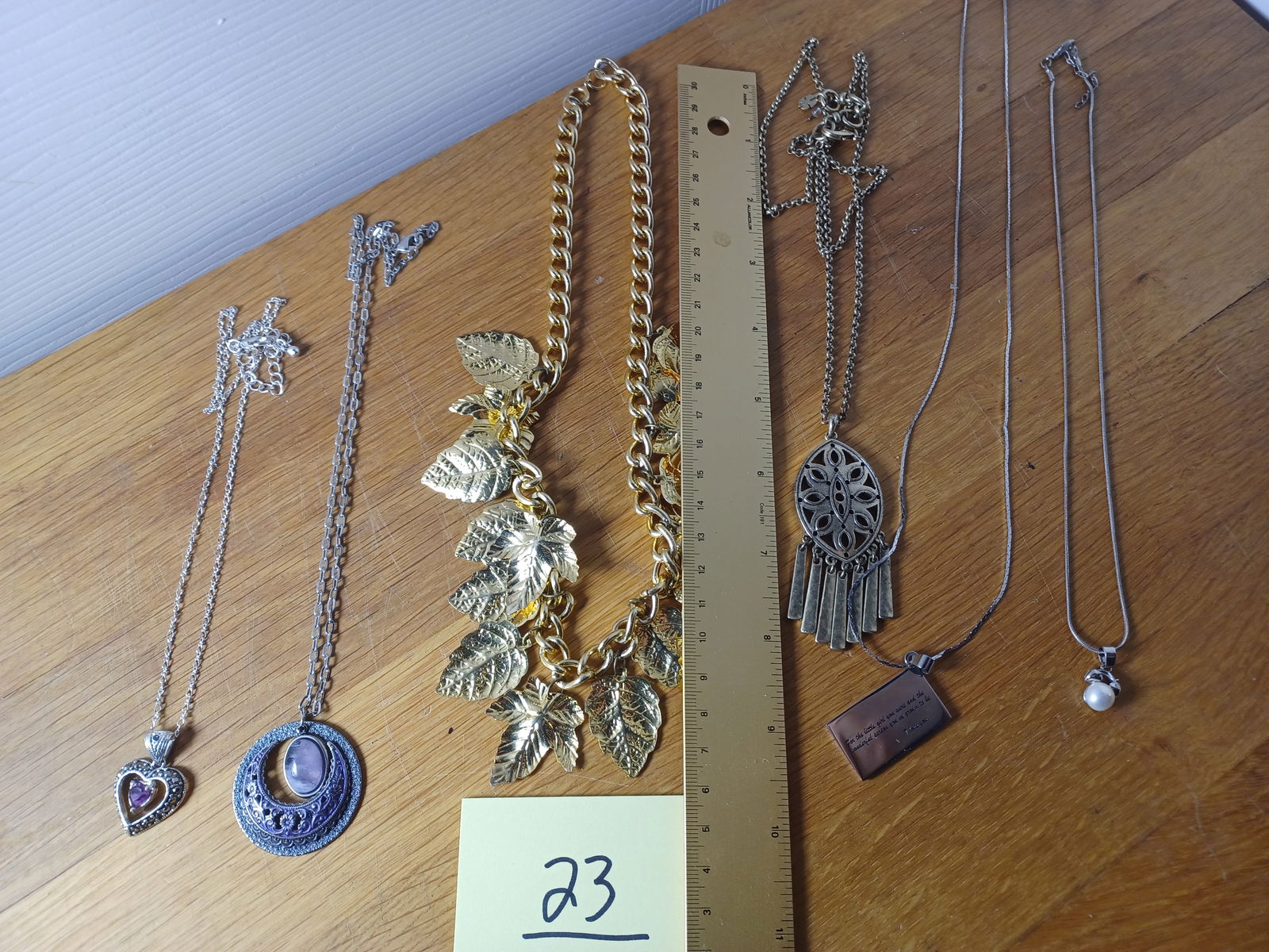 Lot of Vintage Necklaces - 7