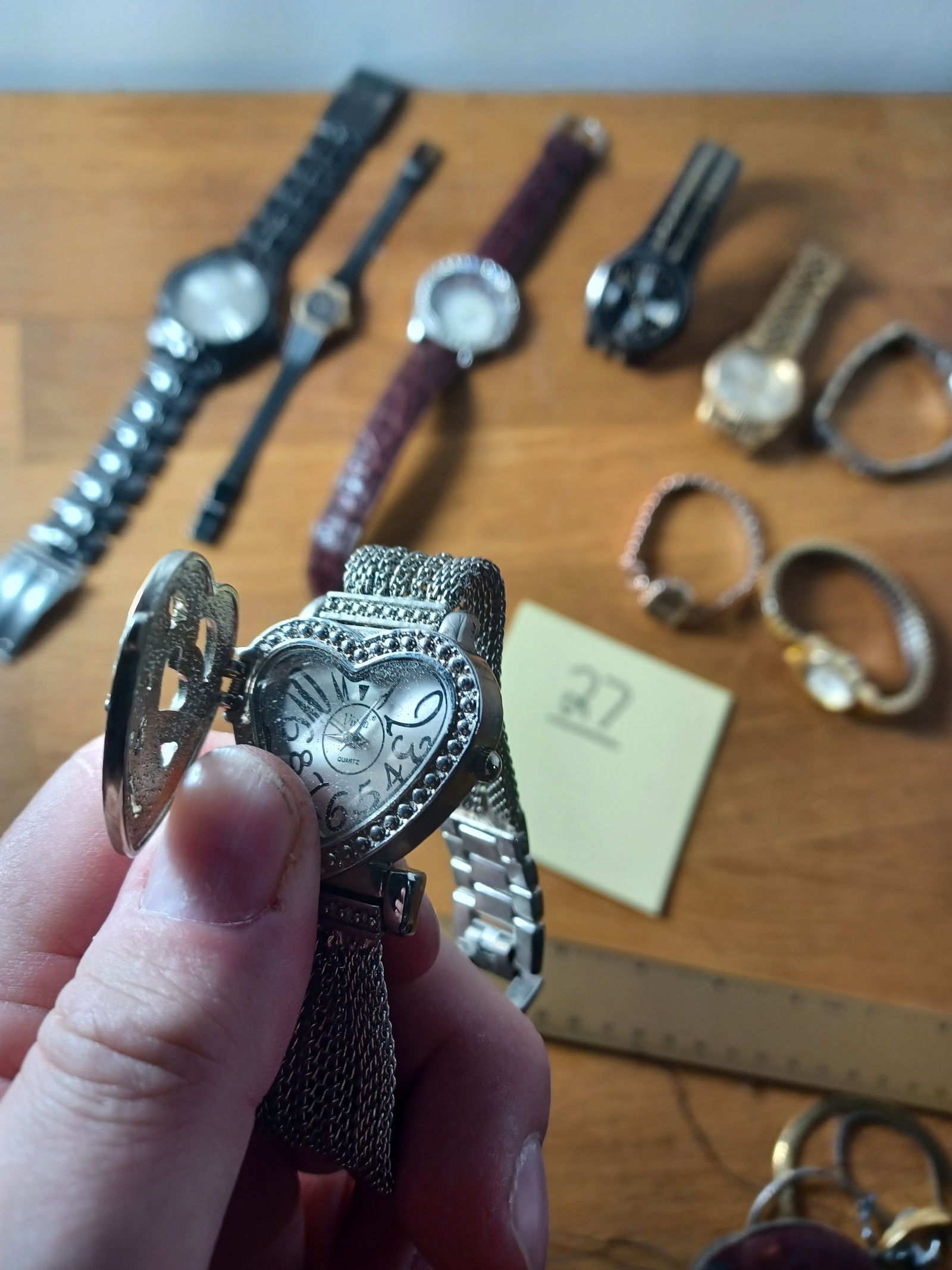 Lot of Watches / Not working need batteries - 3