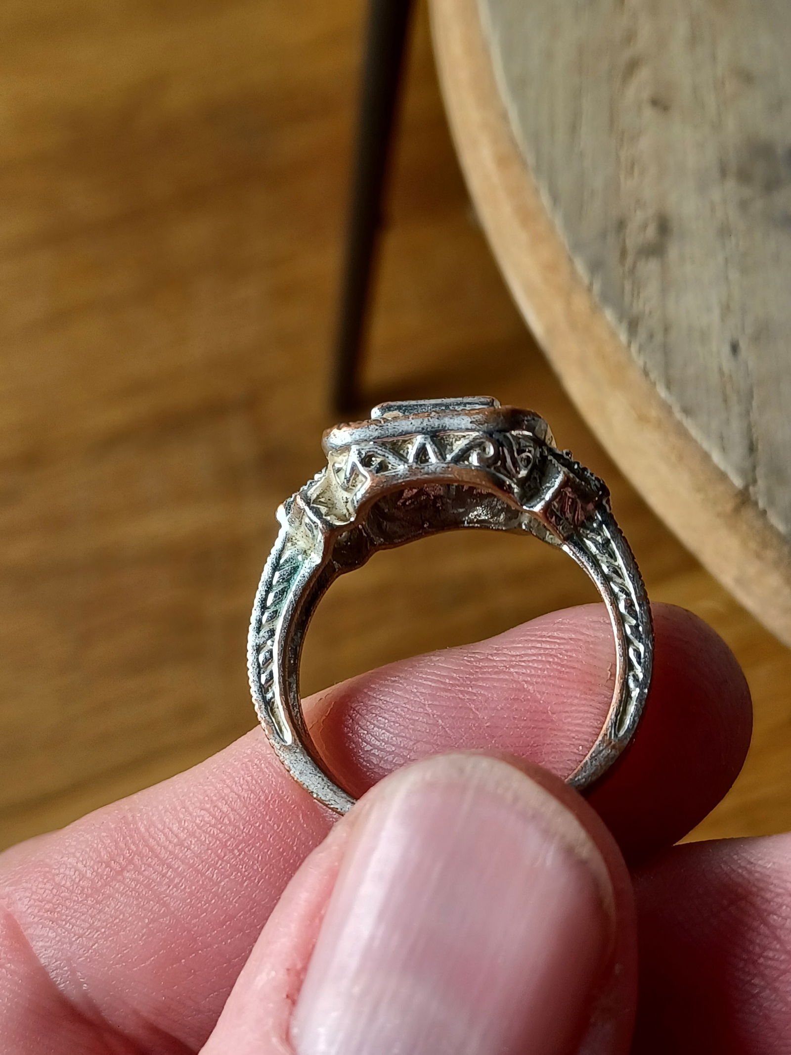 Ornate Ring Size 9.5 - 4