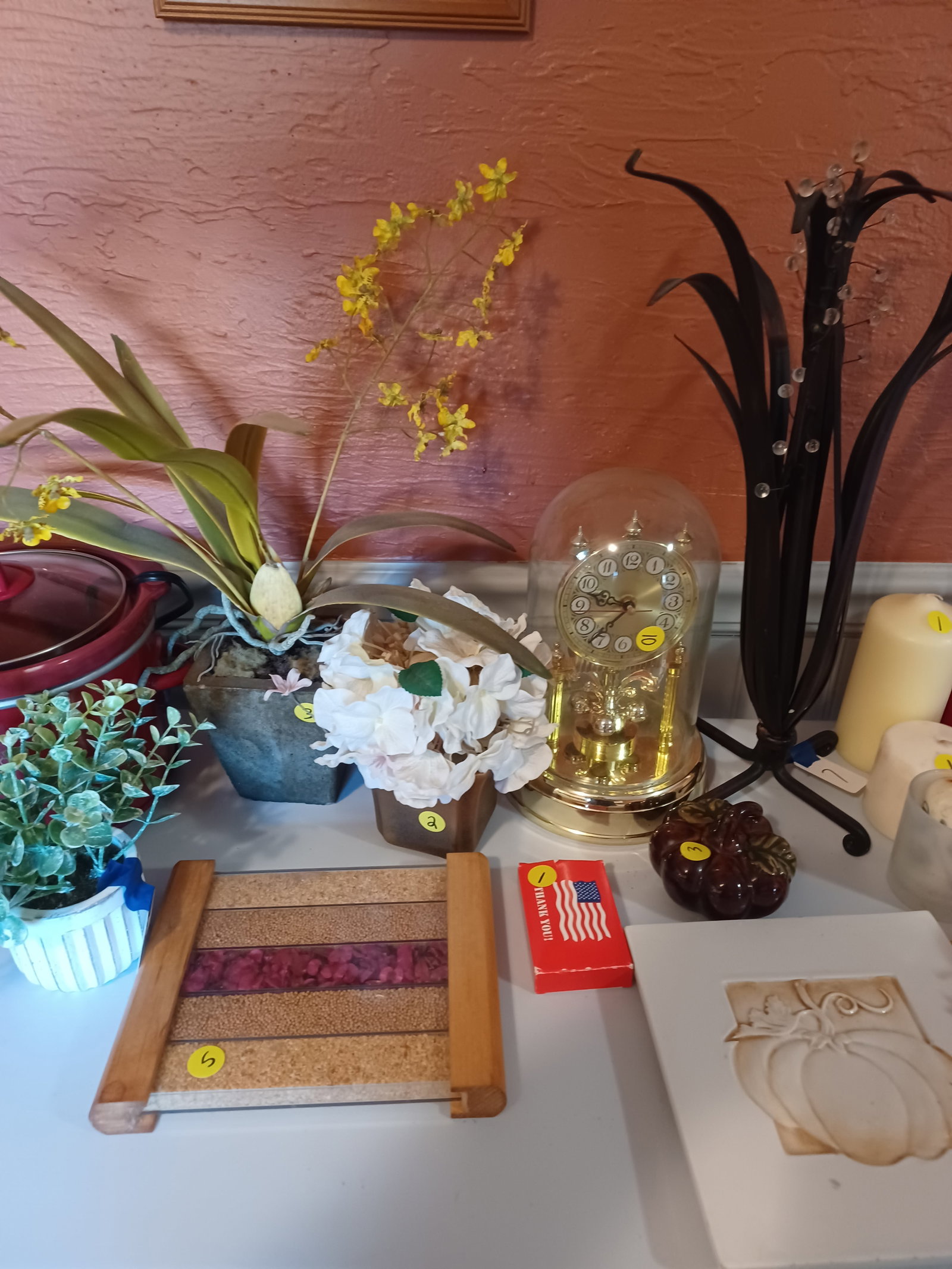 Large Decorative Lot everything on table and on wall - 3