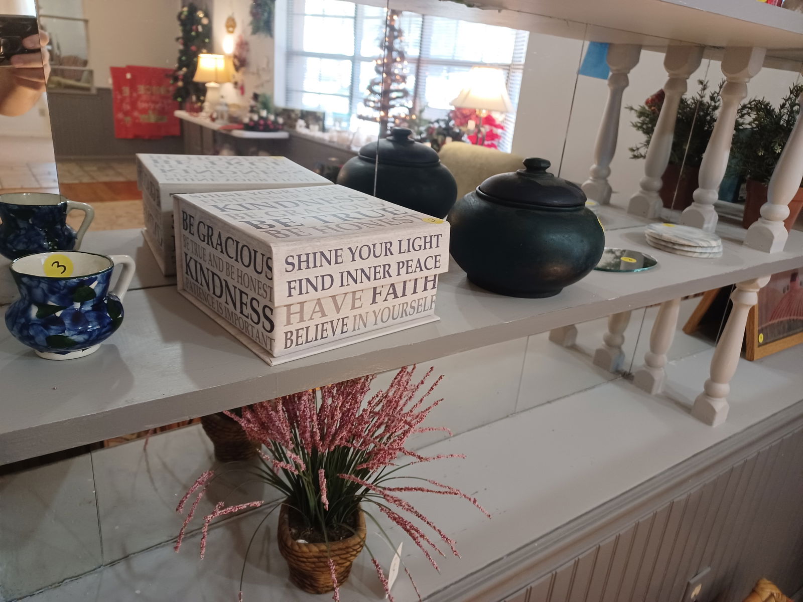 Large Decorative Lot/ everything seen on shelves - 7