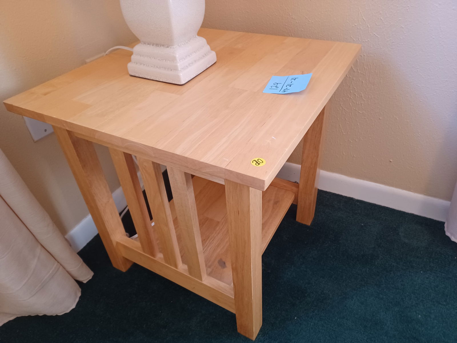 Lot including Seashell Mirror, Lamp and side table - 2