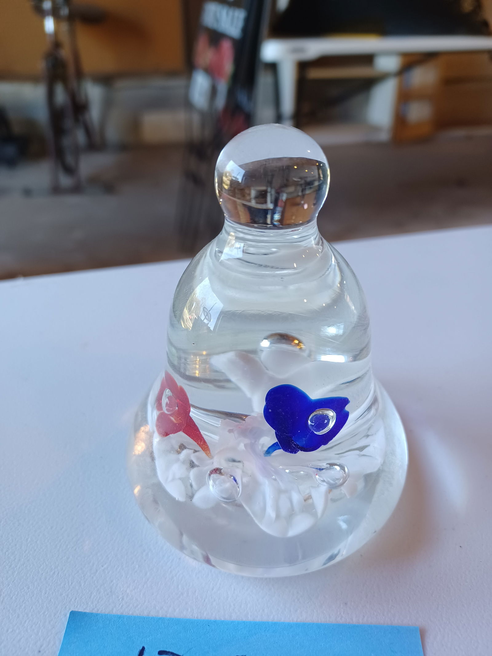 Artglass paperweight/ bell shaped / Joe Rice 2002 - 2