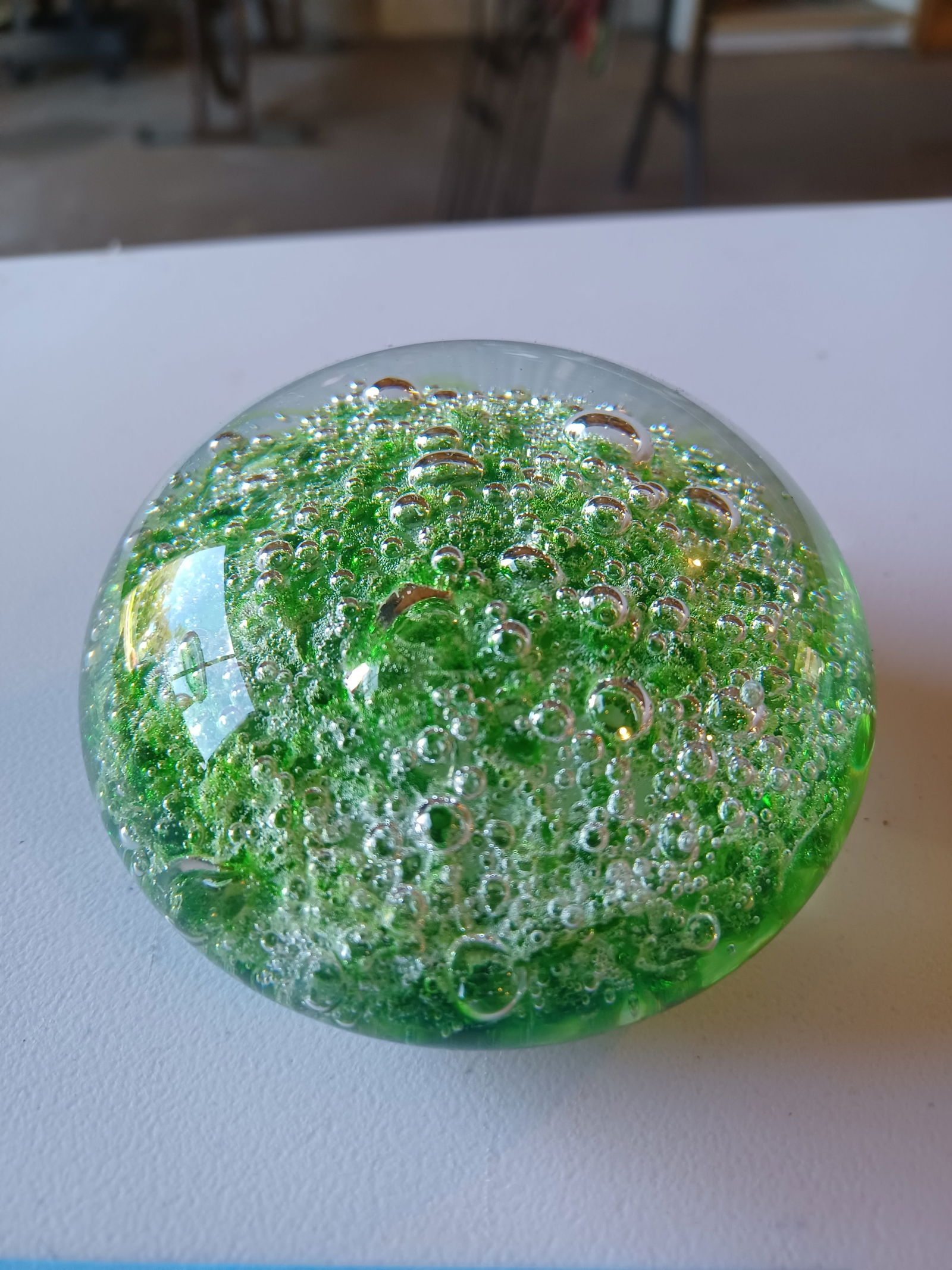 Artglass paperweight/ Bubble shaped - 2
