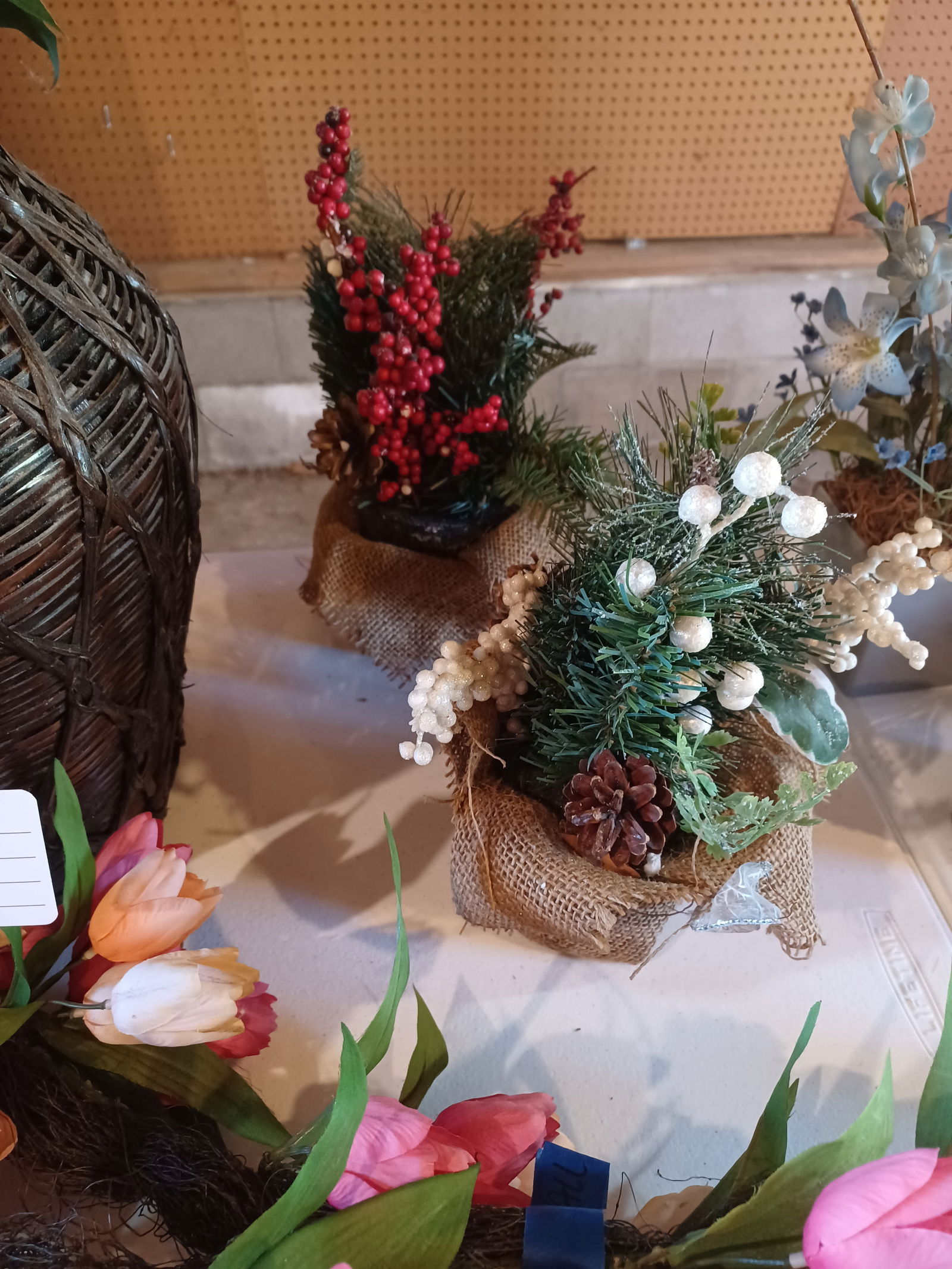 Large Floral Lot / All seen on table top / table not included - 4