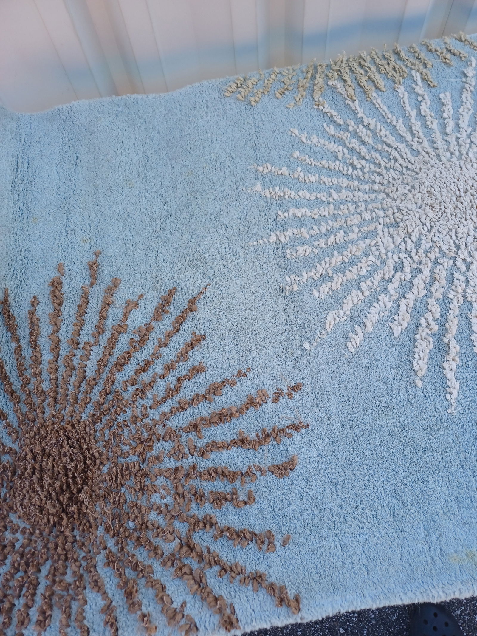 Beautiful Wool Runner Area Rug / needs cleaned - 8