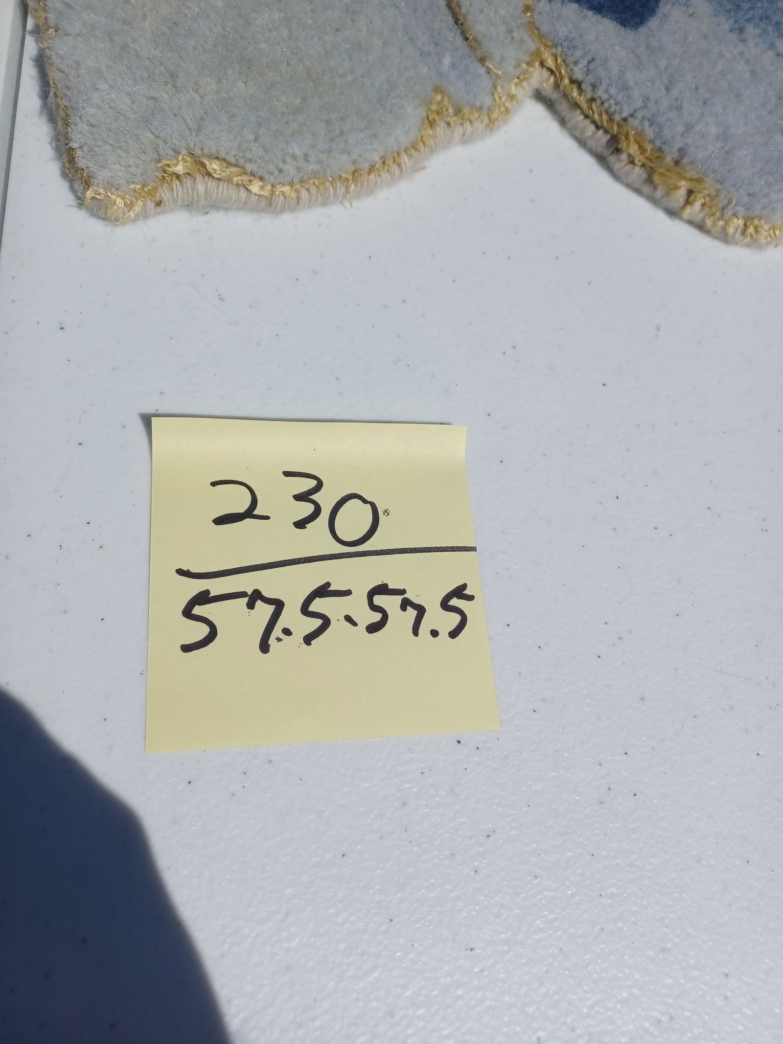 Unique Wool Flower Design Area Rug - 2