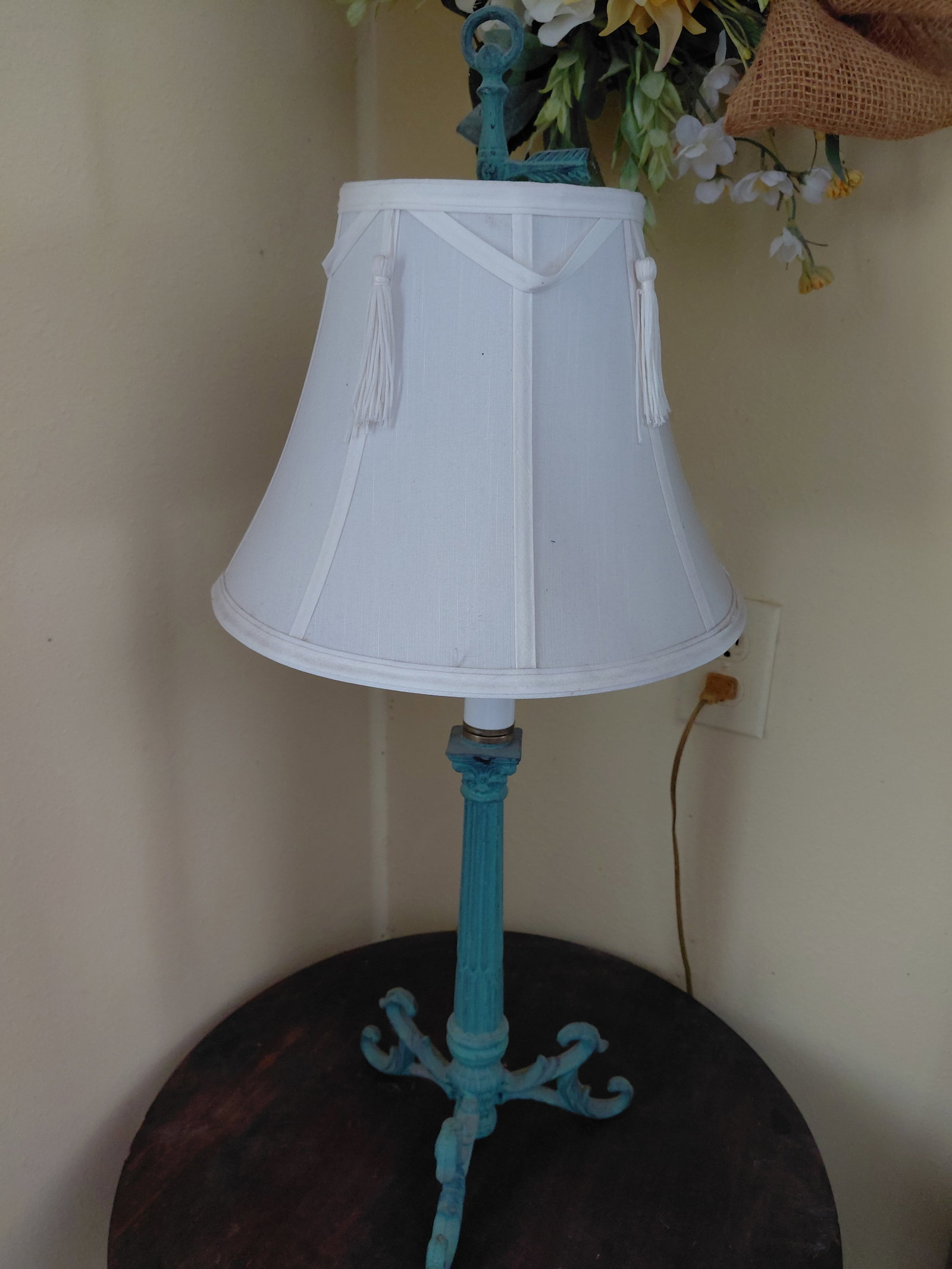 Heavy Iron Lamps (1 of 6)