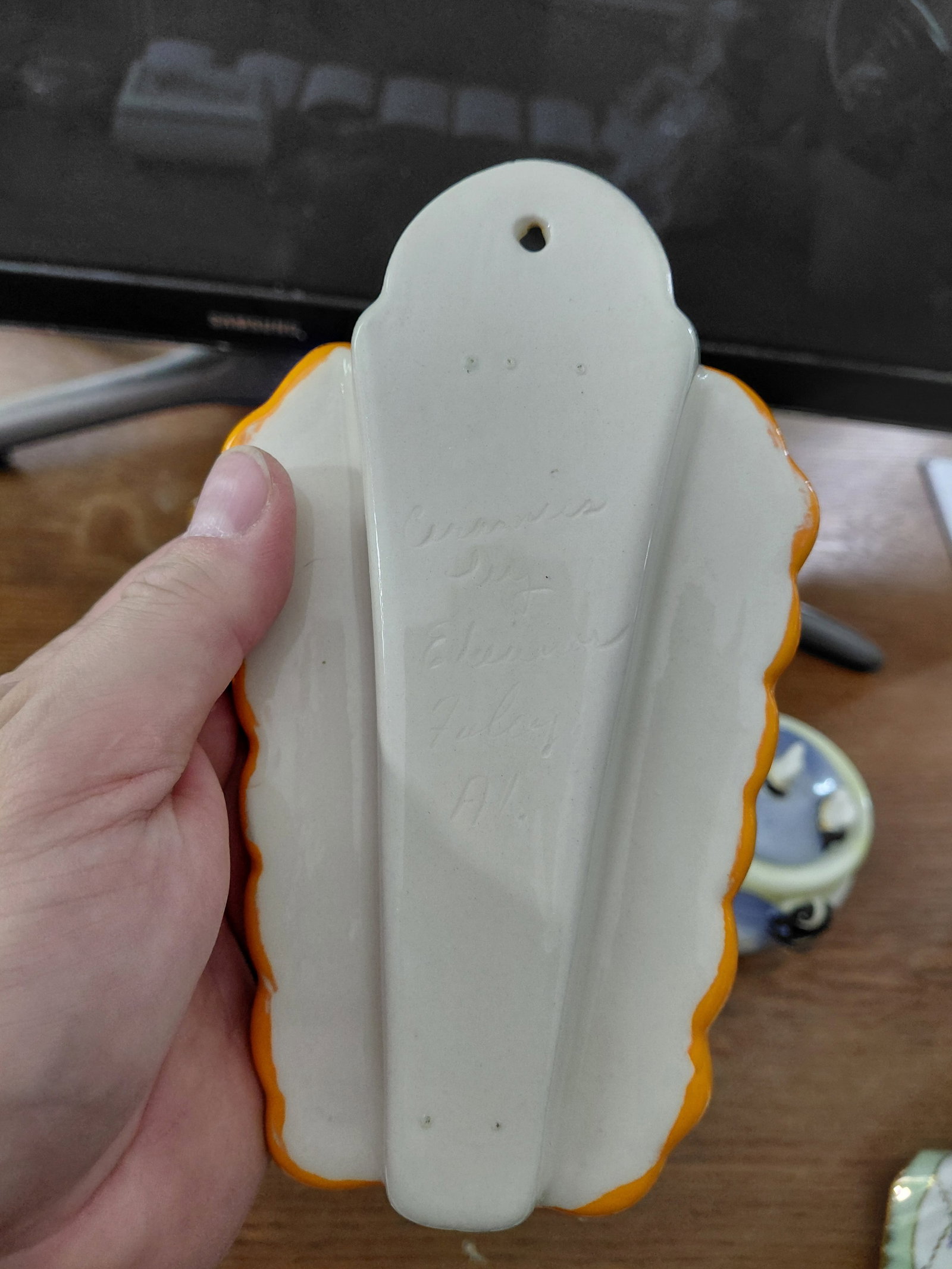 Lot of Honey Pots and Wall Vase - 3