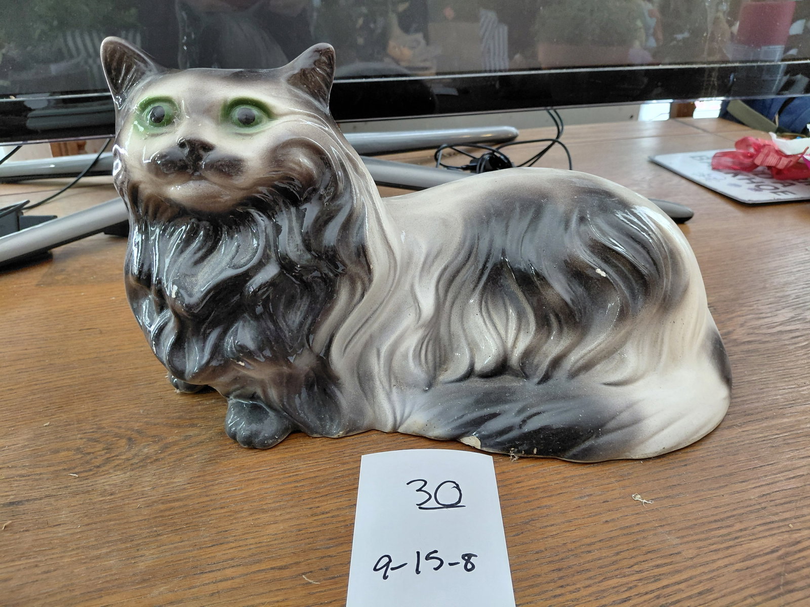 1970-s Ceramic Cat Statue . As seen: 1970-s Ceramic Cat Statue . As seen