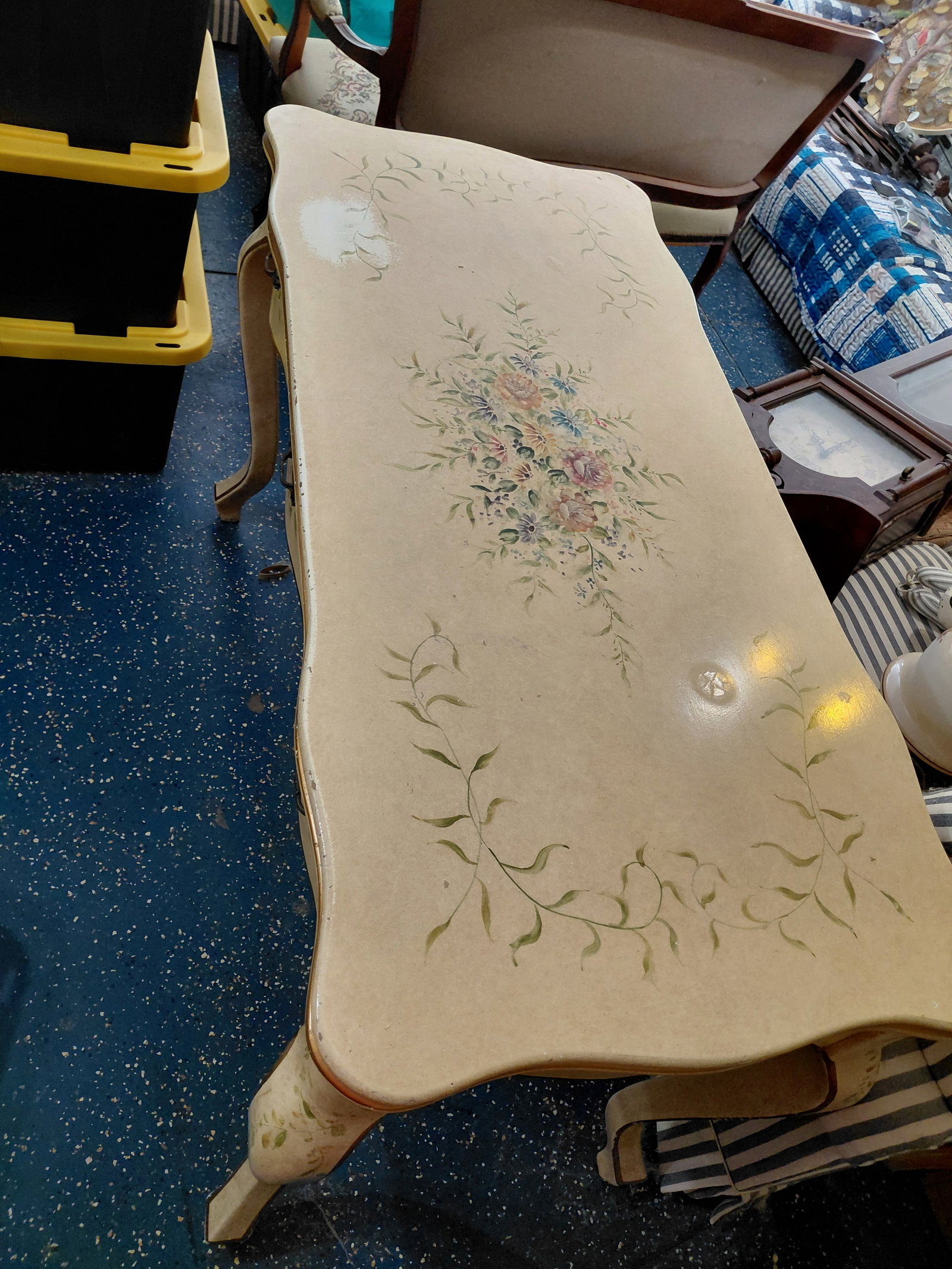 French Provential Styale Desk/ some wear as seen - 3