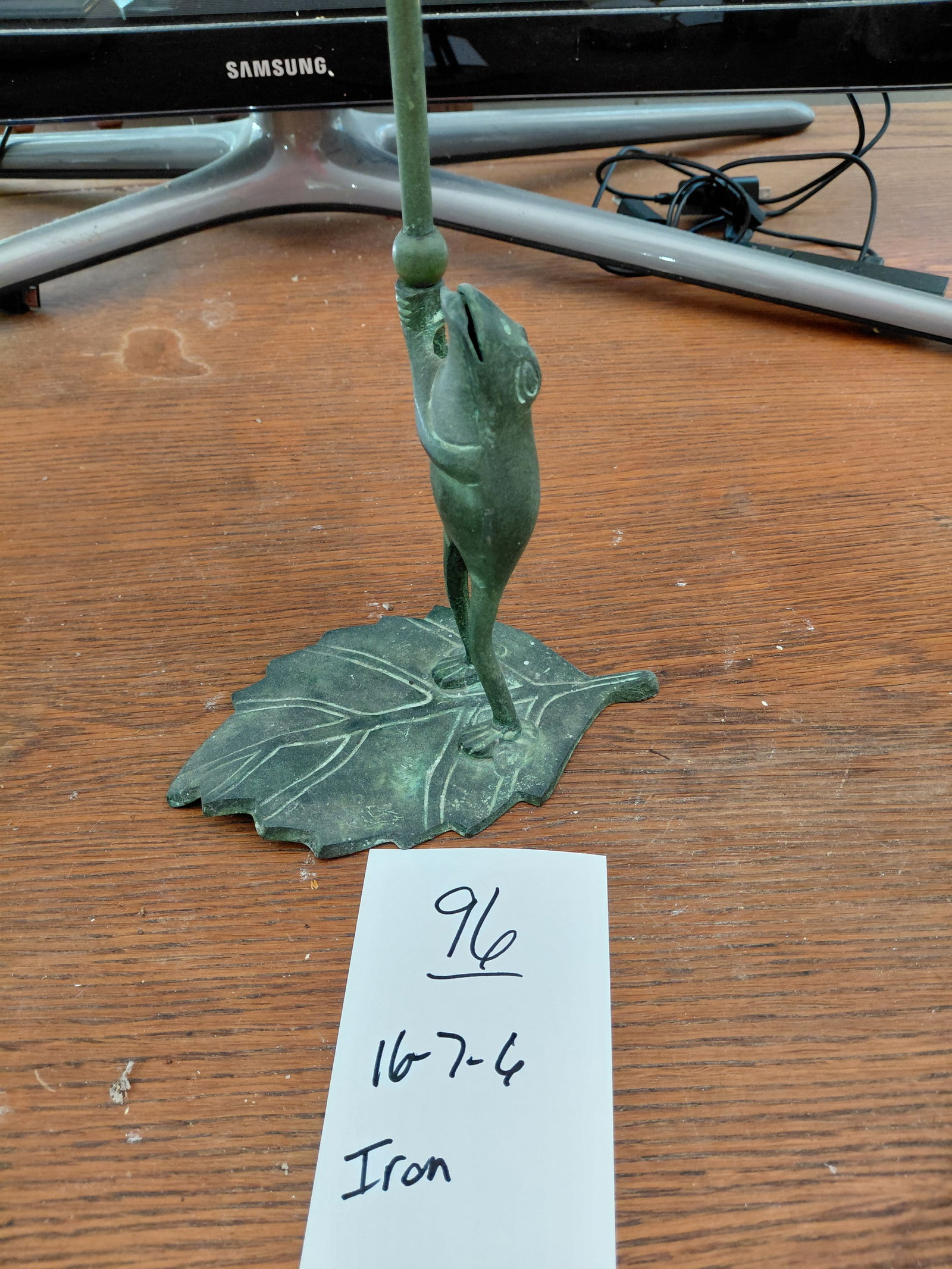 Iron Frog Candle Lamp - 2