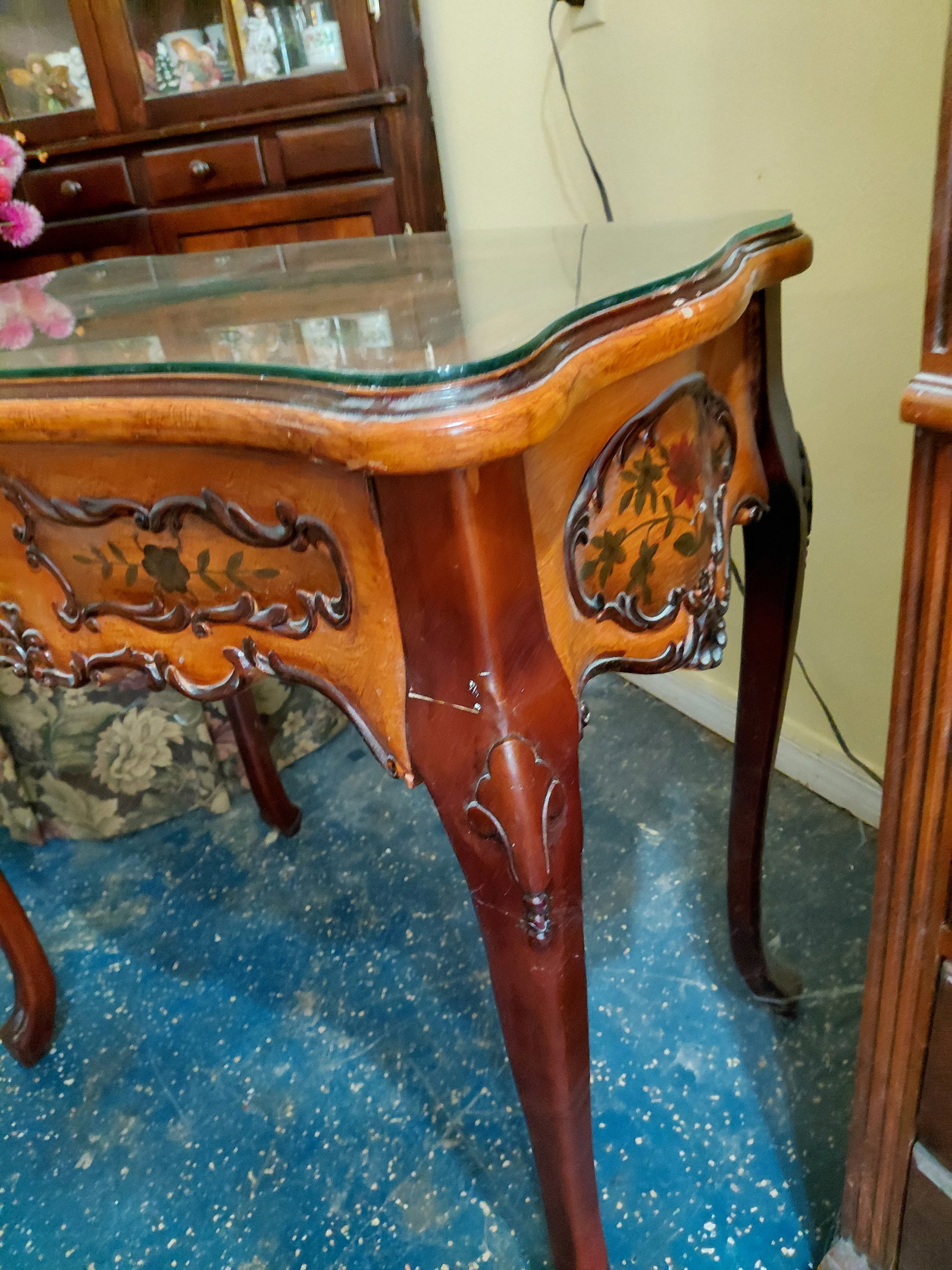 Contemporary Large Ornate Mahogany Entry table with Glass Top - 5