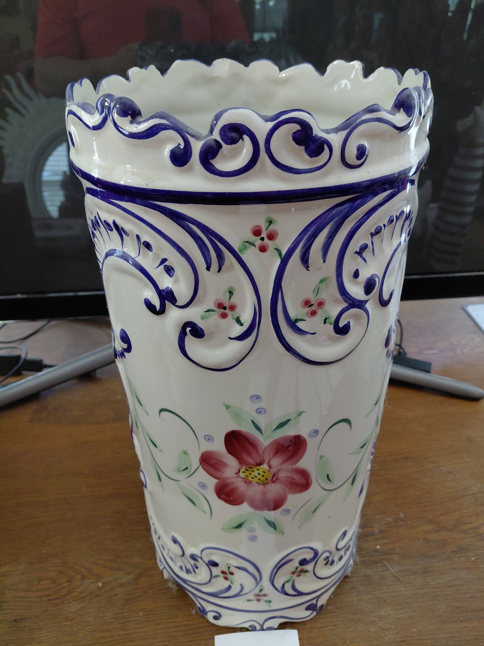 Portugese Pottery Umbrella Stand / one chip as seen - 6