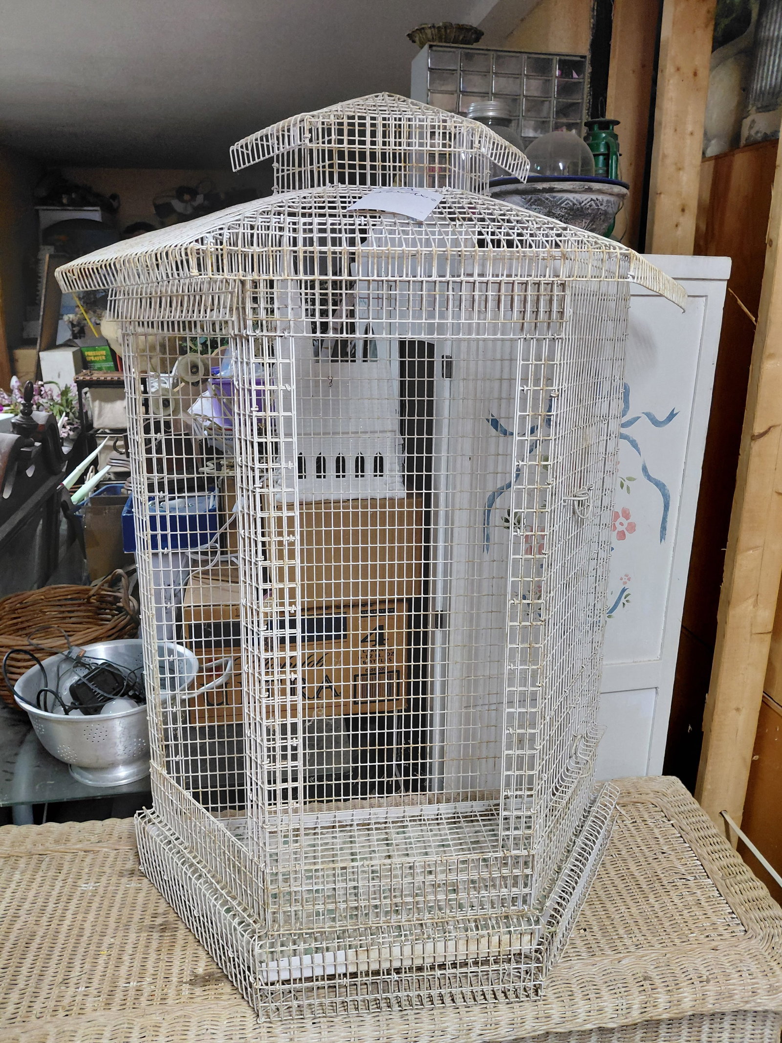 Bird Cage Floral Frame / Birdcage Shaped (1 of 6)