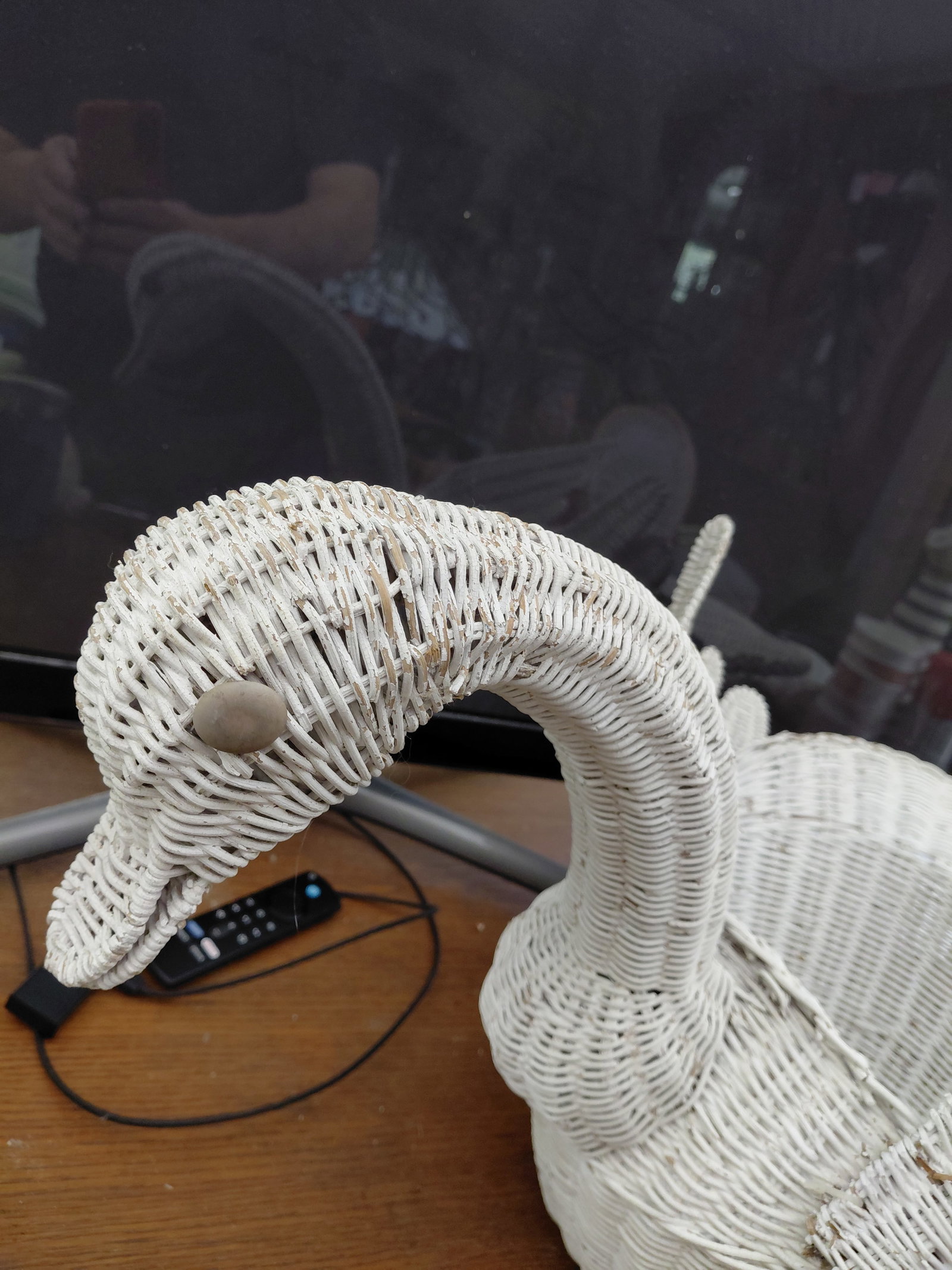 Wicker Swan Planter Basket - 4