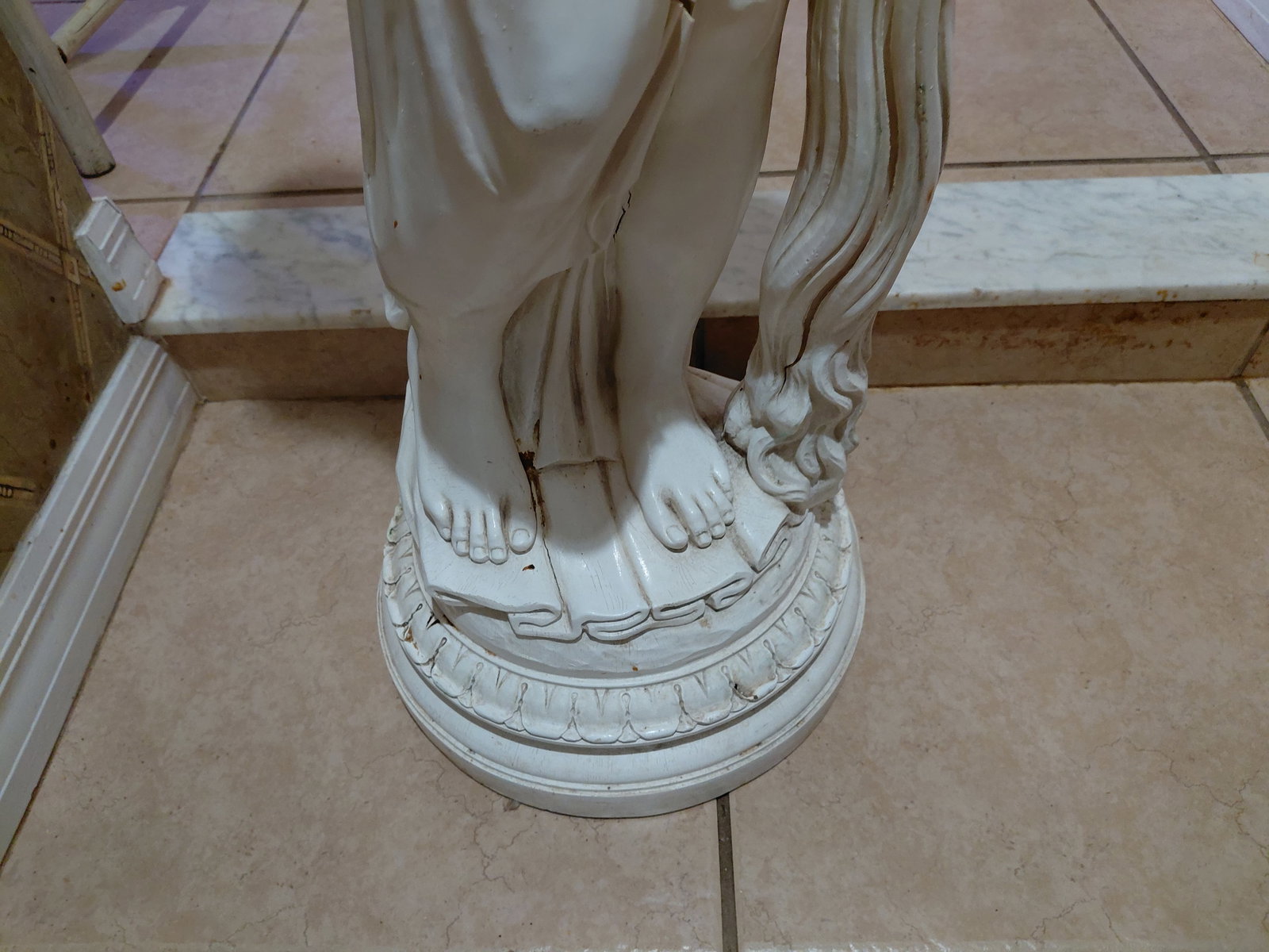 Large Resin Statue Greek Woman with Urn - 4