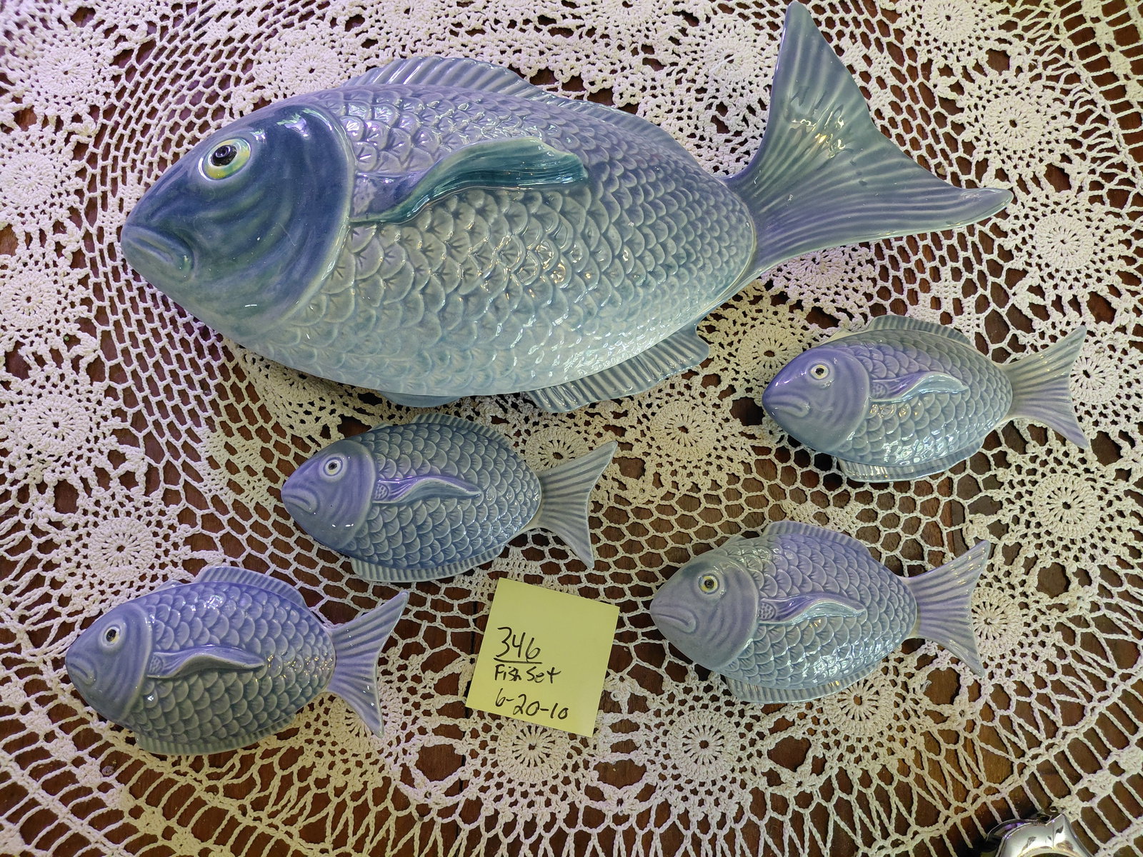 Unique Set of Portugese Pottery Fish Casserole Dishes - 2