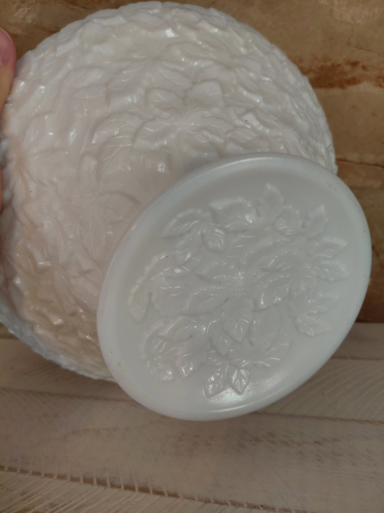 Vintage Westmoreland Milkglass Fruit Bowl - 5