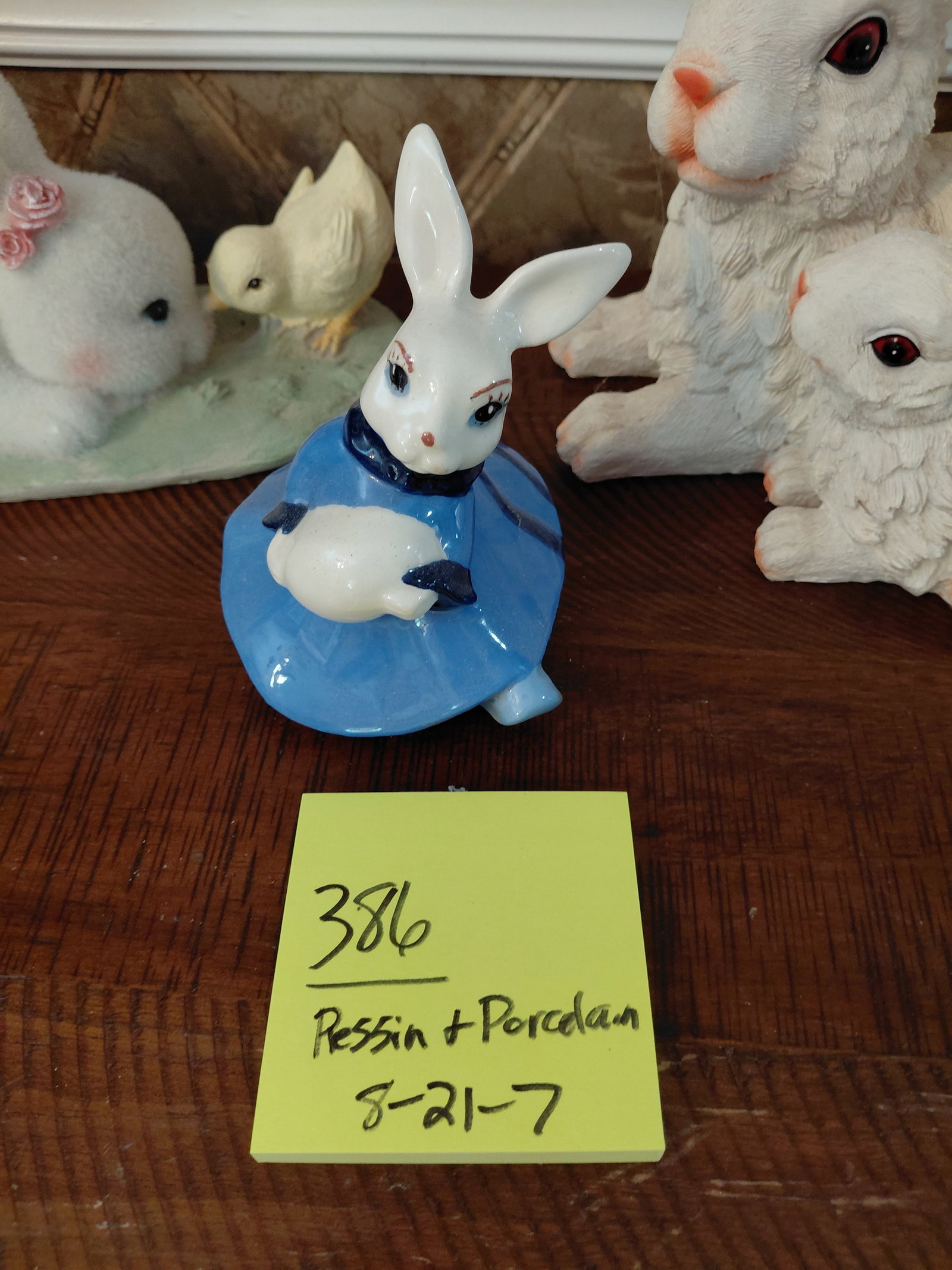 Lot of resin and Porcelain Bunnys - 2