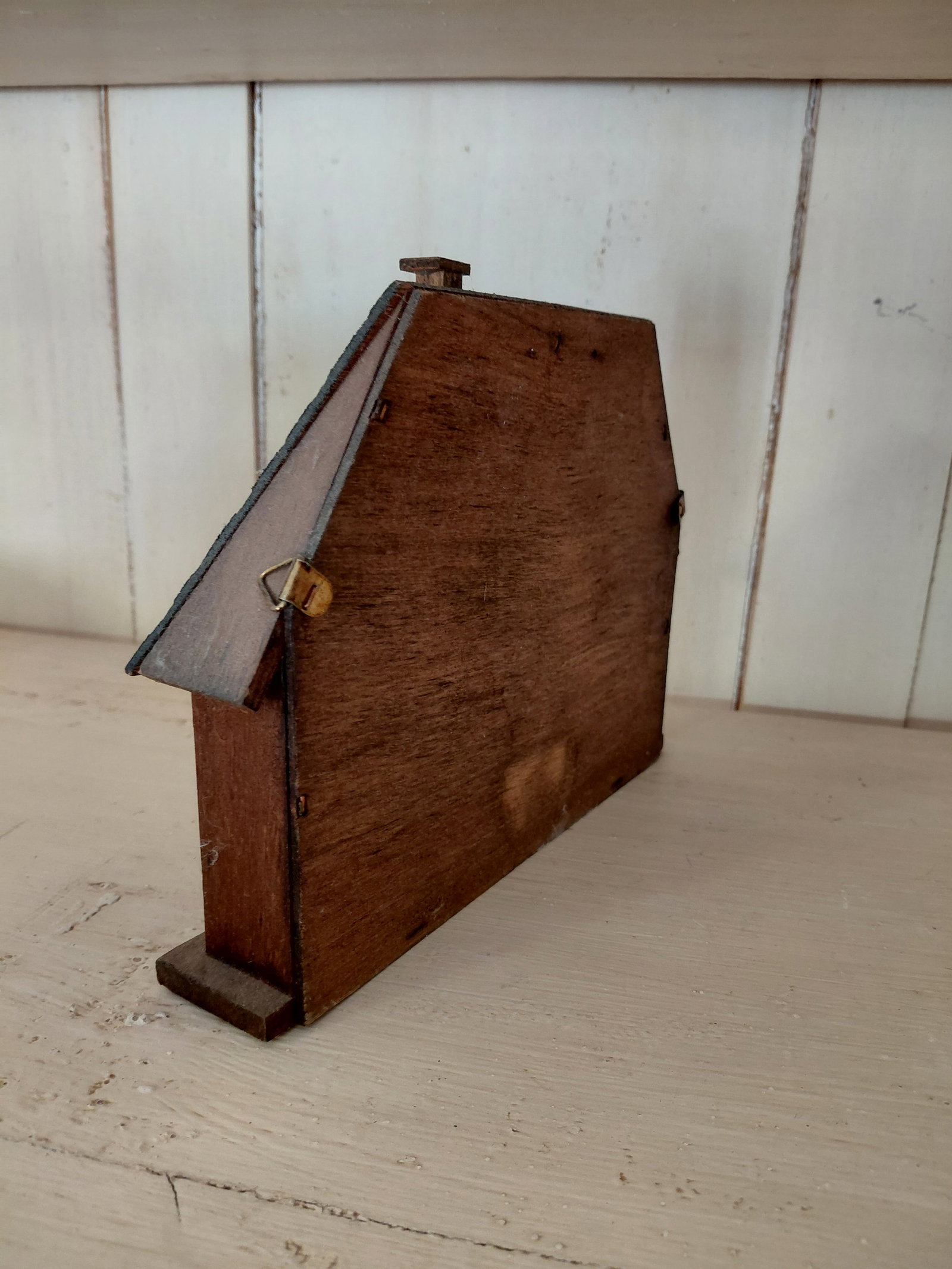 Thimbles on House Wall Shelf / as seen - 5