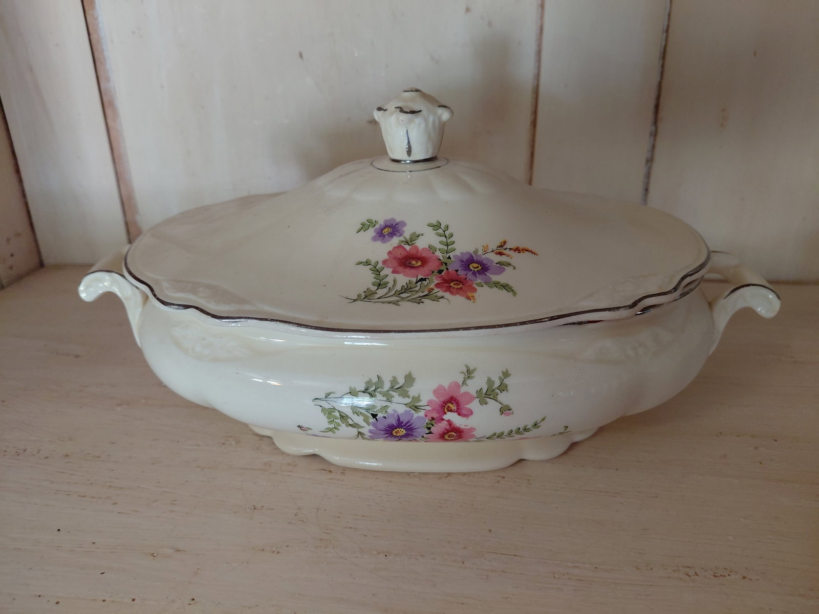 Lot of 3 Serving Pieces - 7