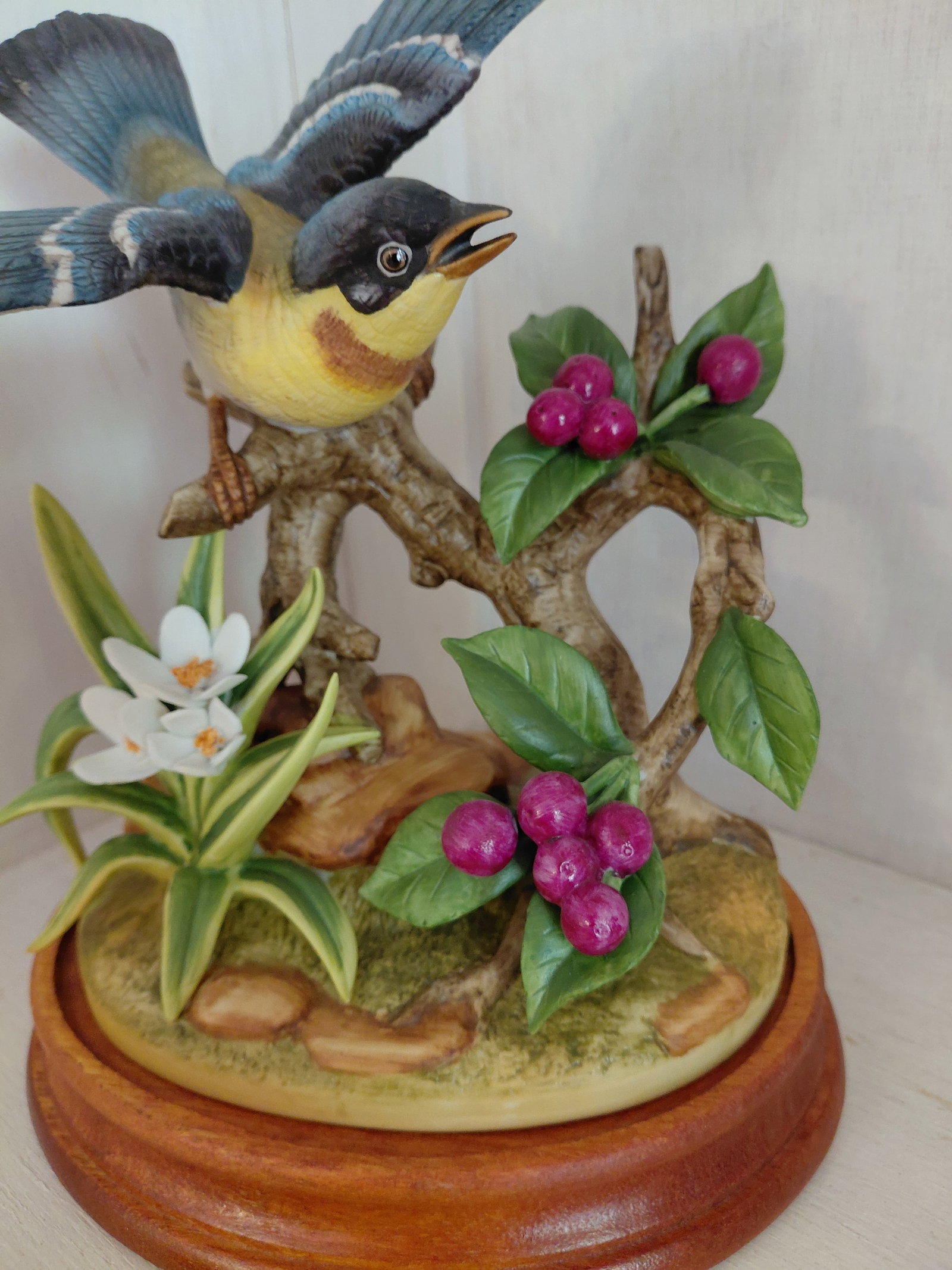 Andrea by Sadek Porcelain Statue / Parula Warbler - 4