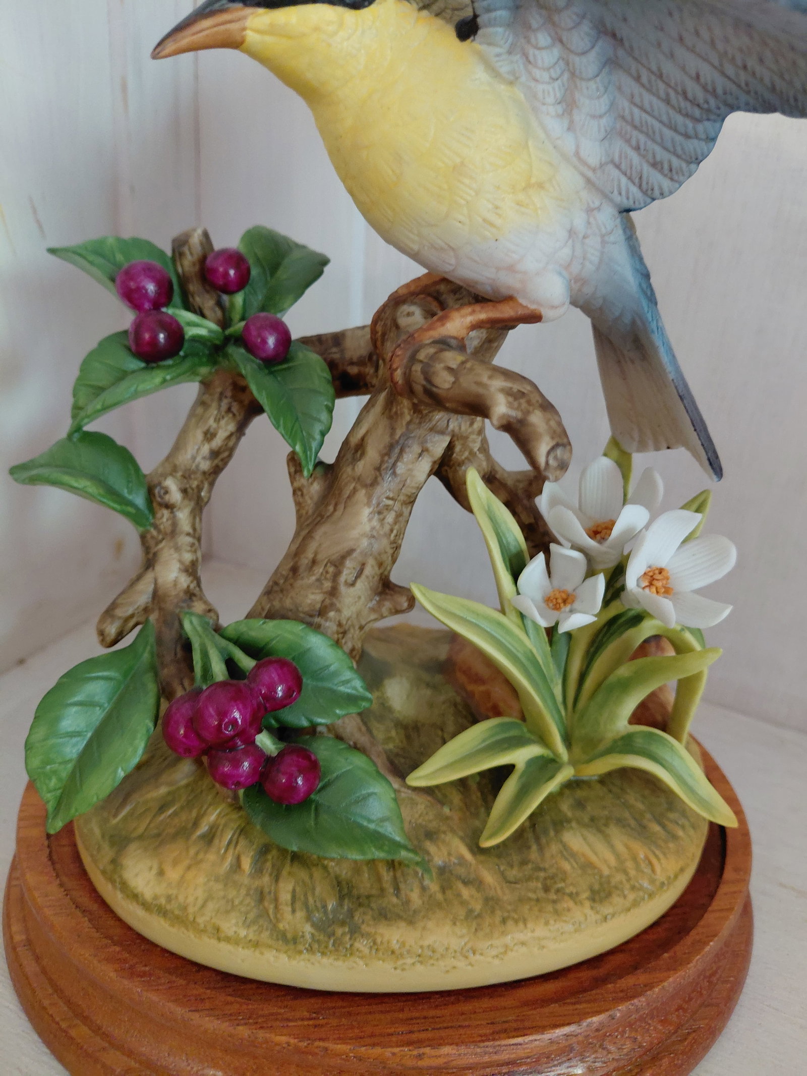 Andrea by Sadek Porcelain Statue / Parula Warbler - 4