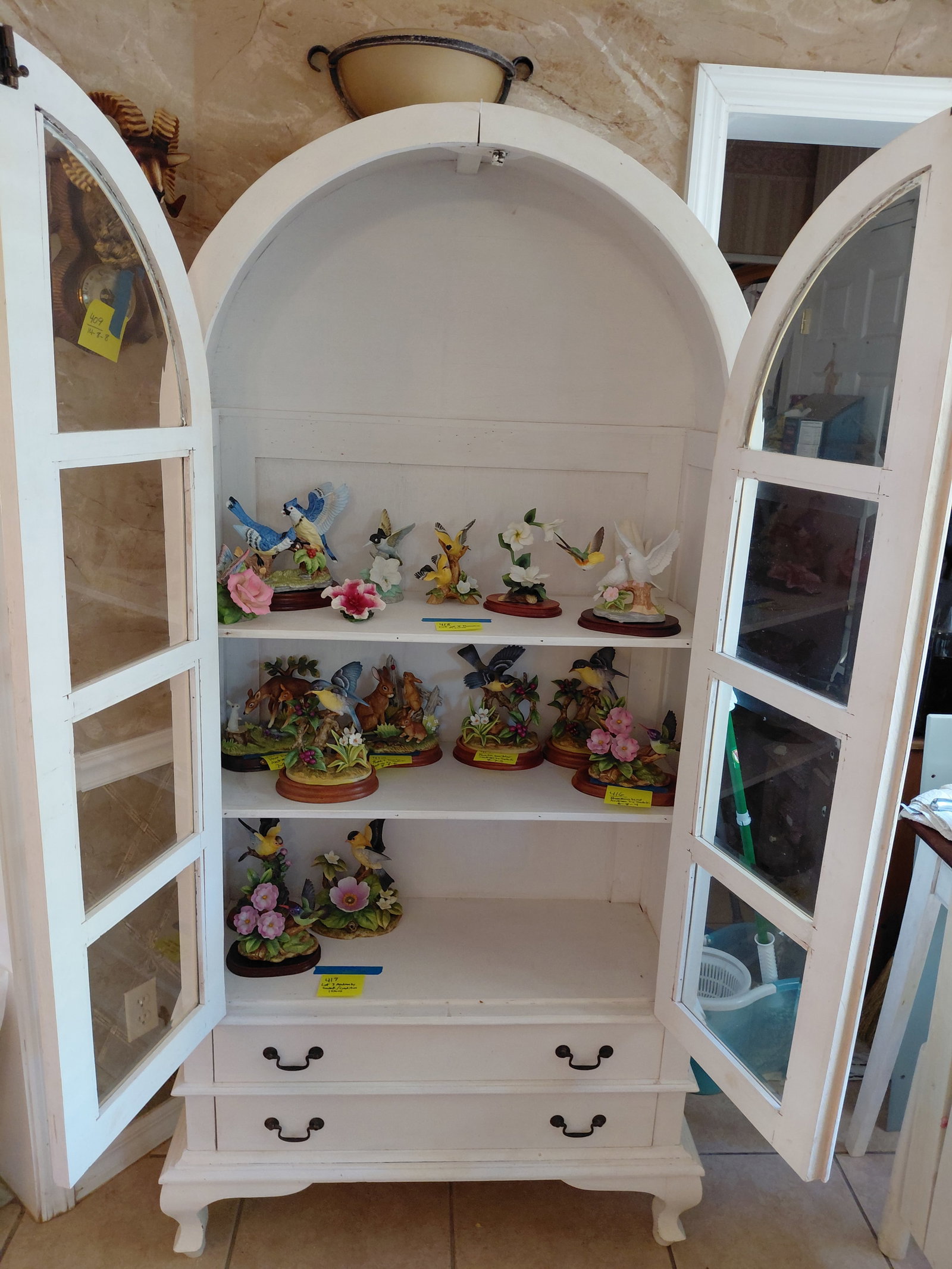 Large French Country Style Arched China Hutch / Missing Top Glass Shelf / contents not included - 3