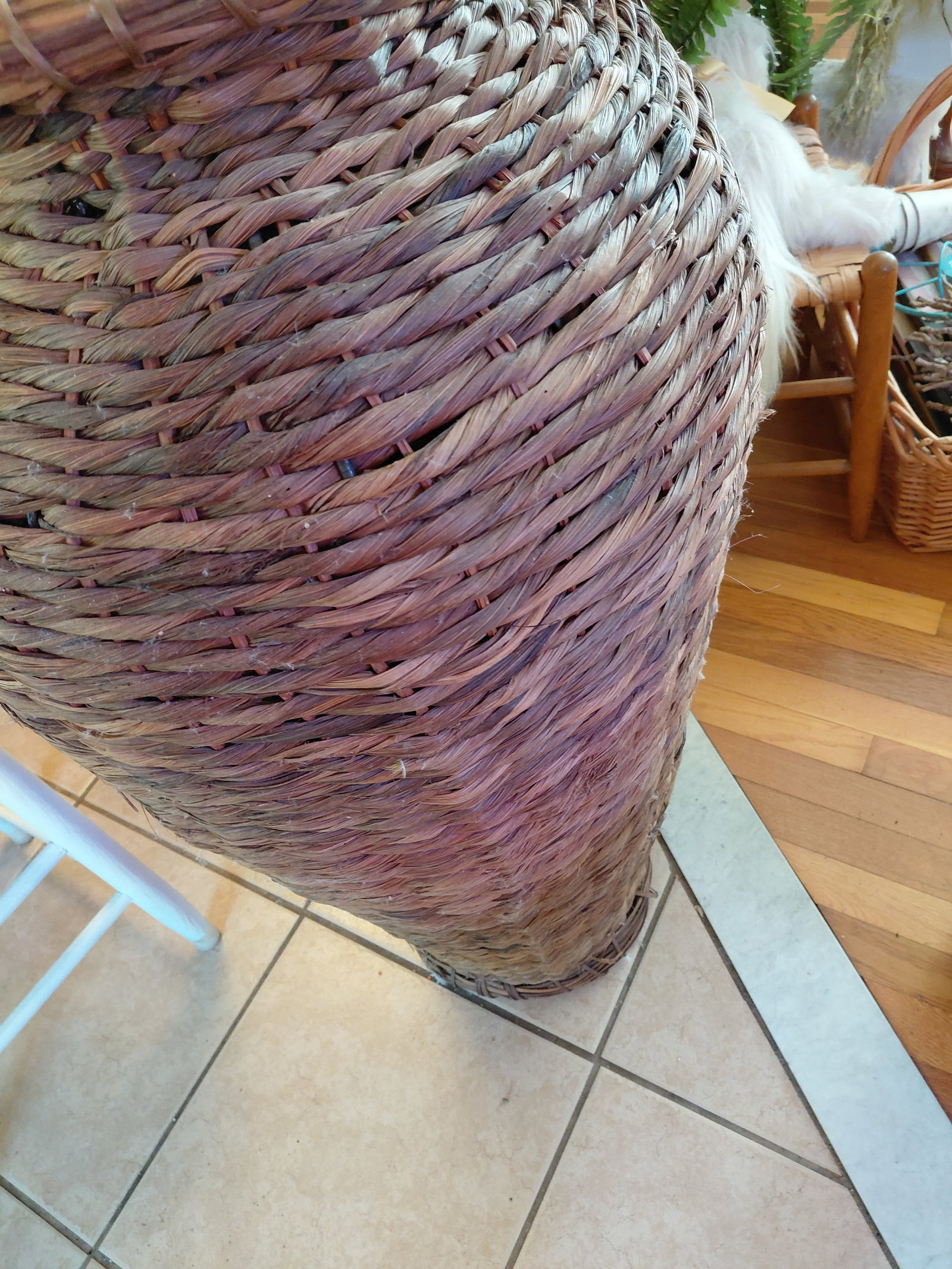 Large Wicker Urn Basket - 5