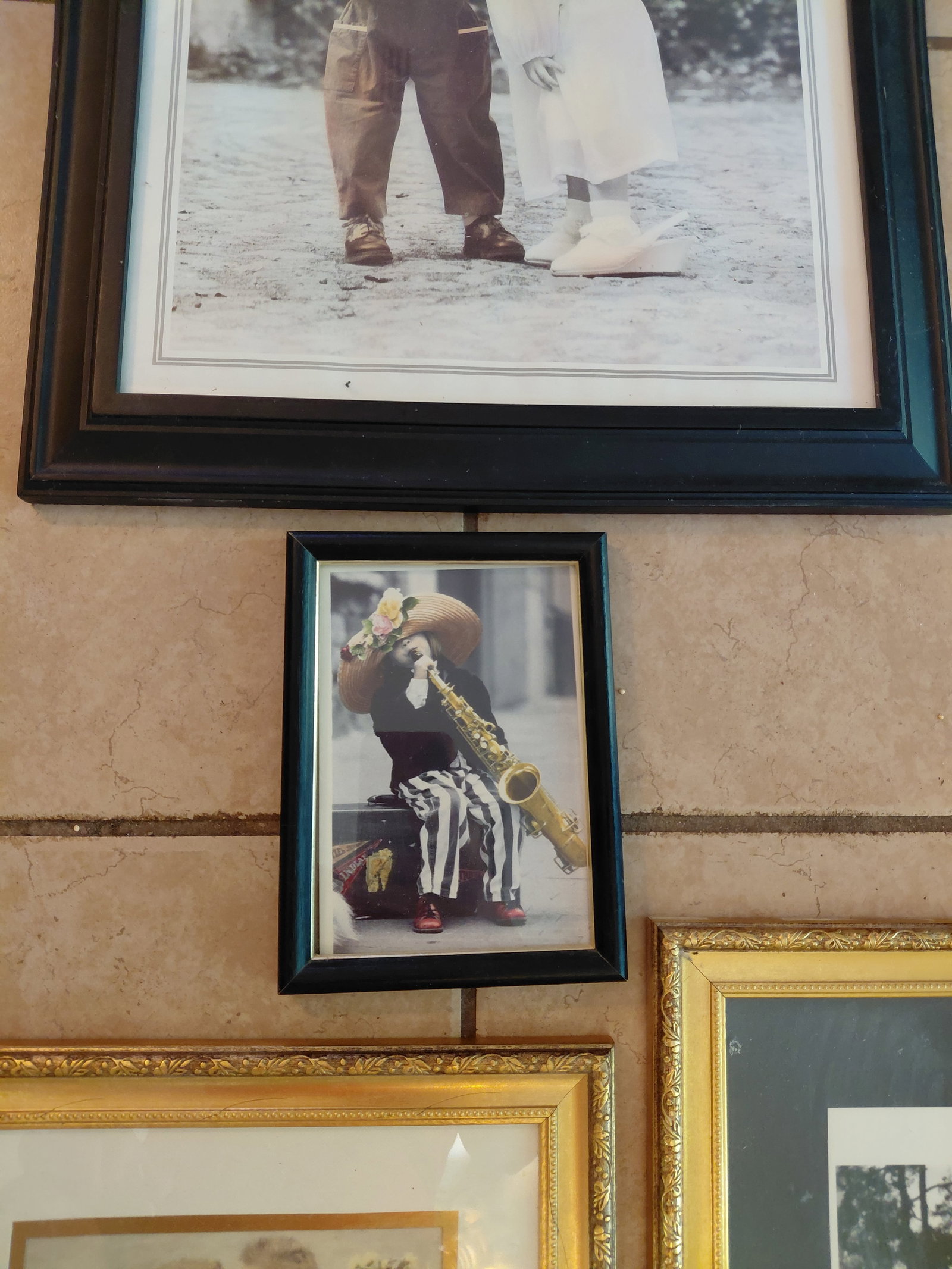 Large Lot of Wall Art as seen - 4