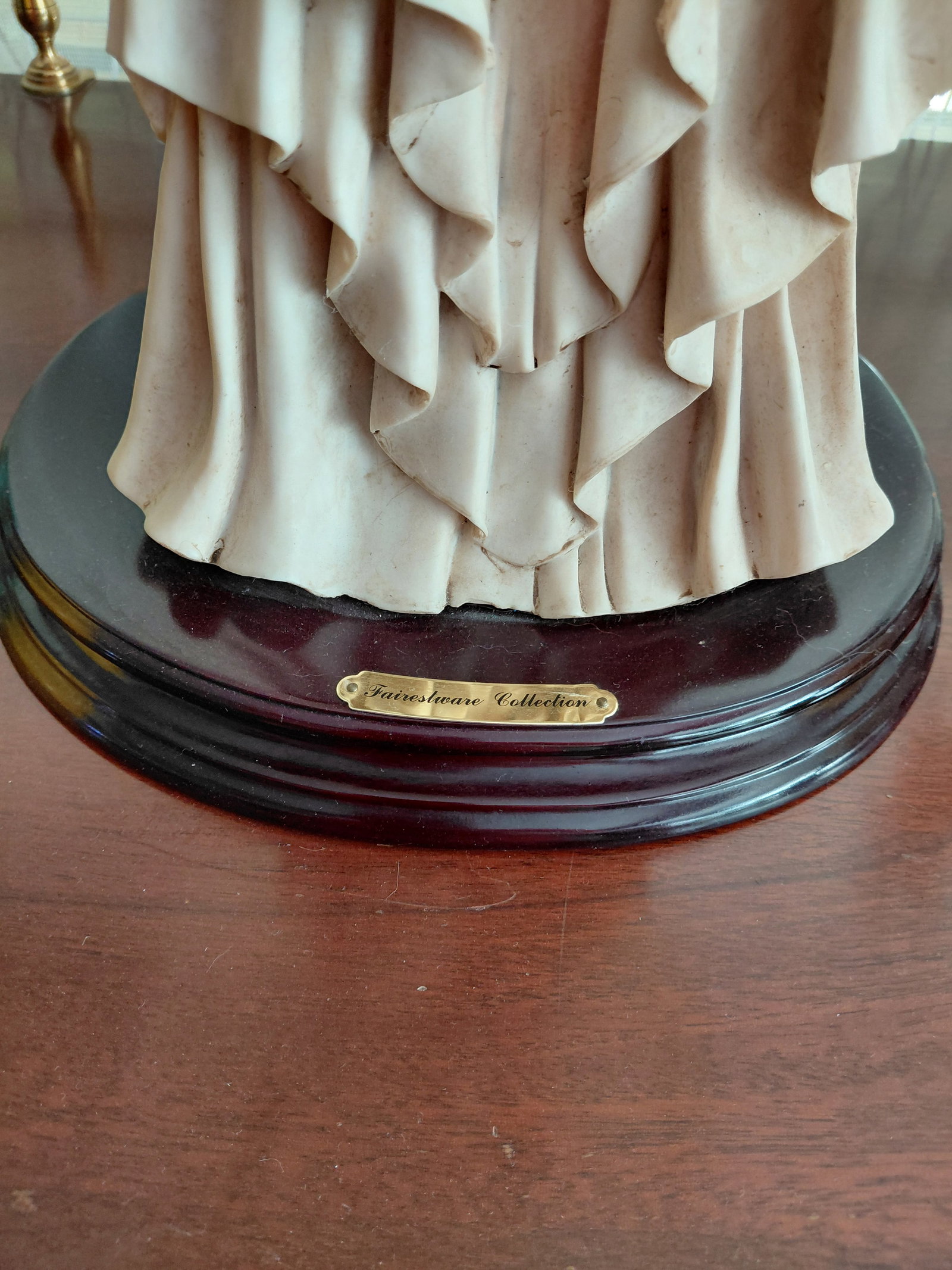 Large Decorative Lamp with Large Resin Statue and ornate shade - 4