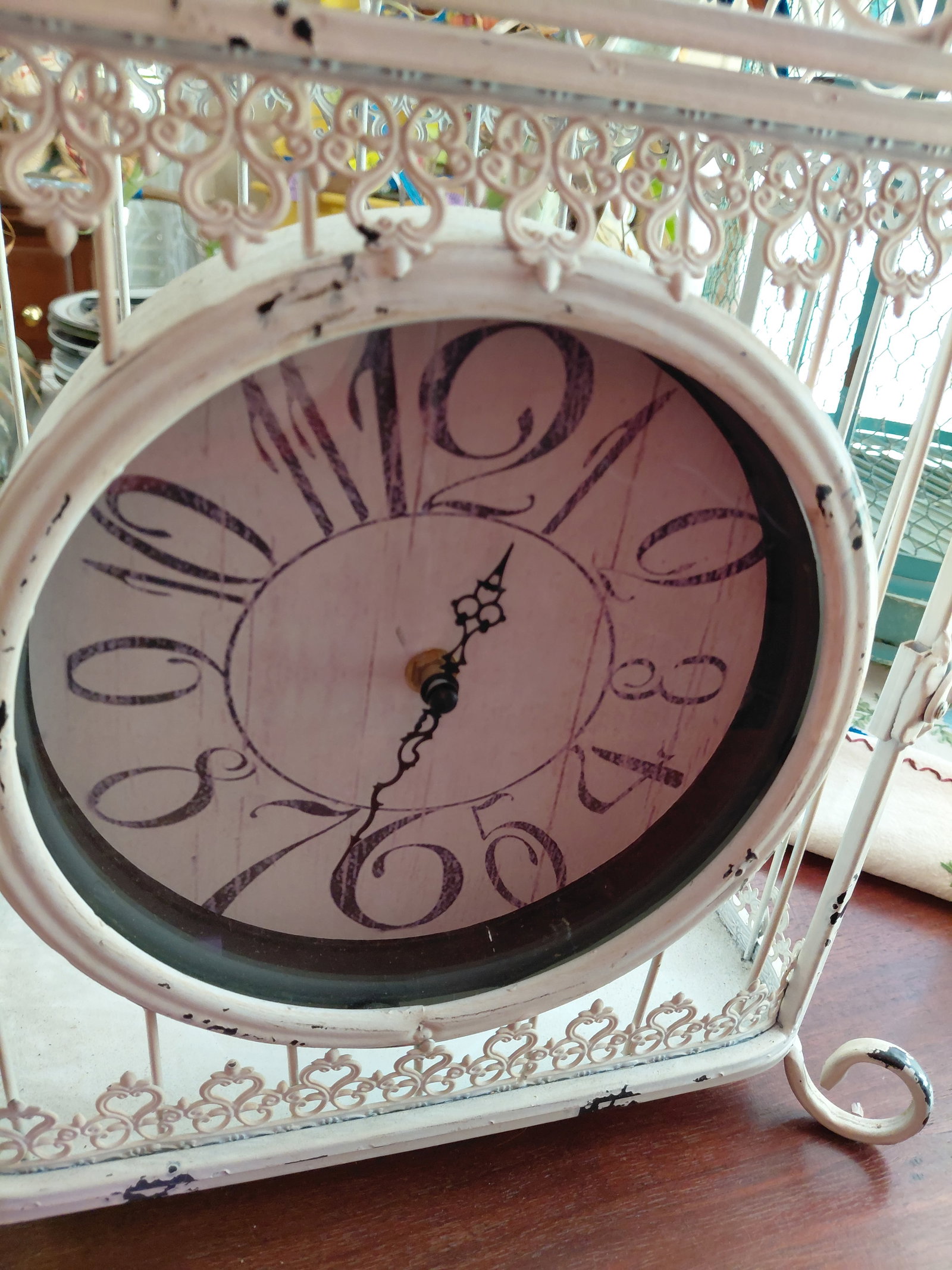 Decorative Metal Clock / untested - 3