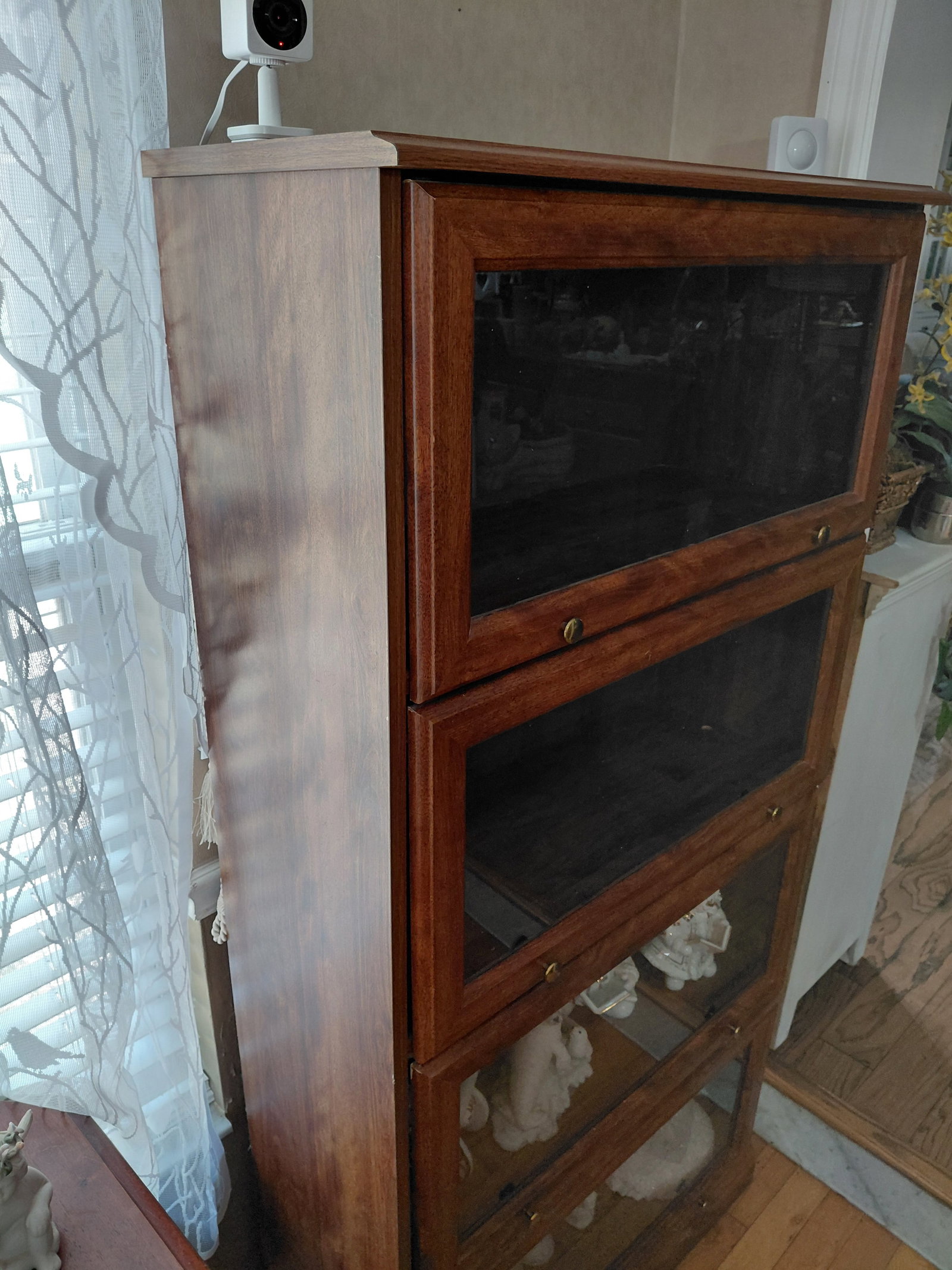 4 Shelf Contemporary Barristers Boocase / Condition isse as seen - 3