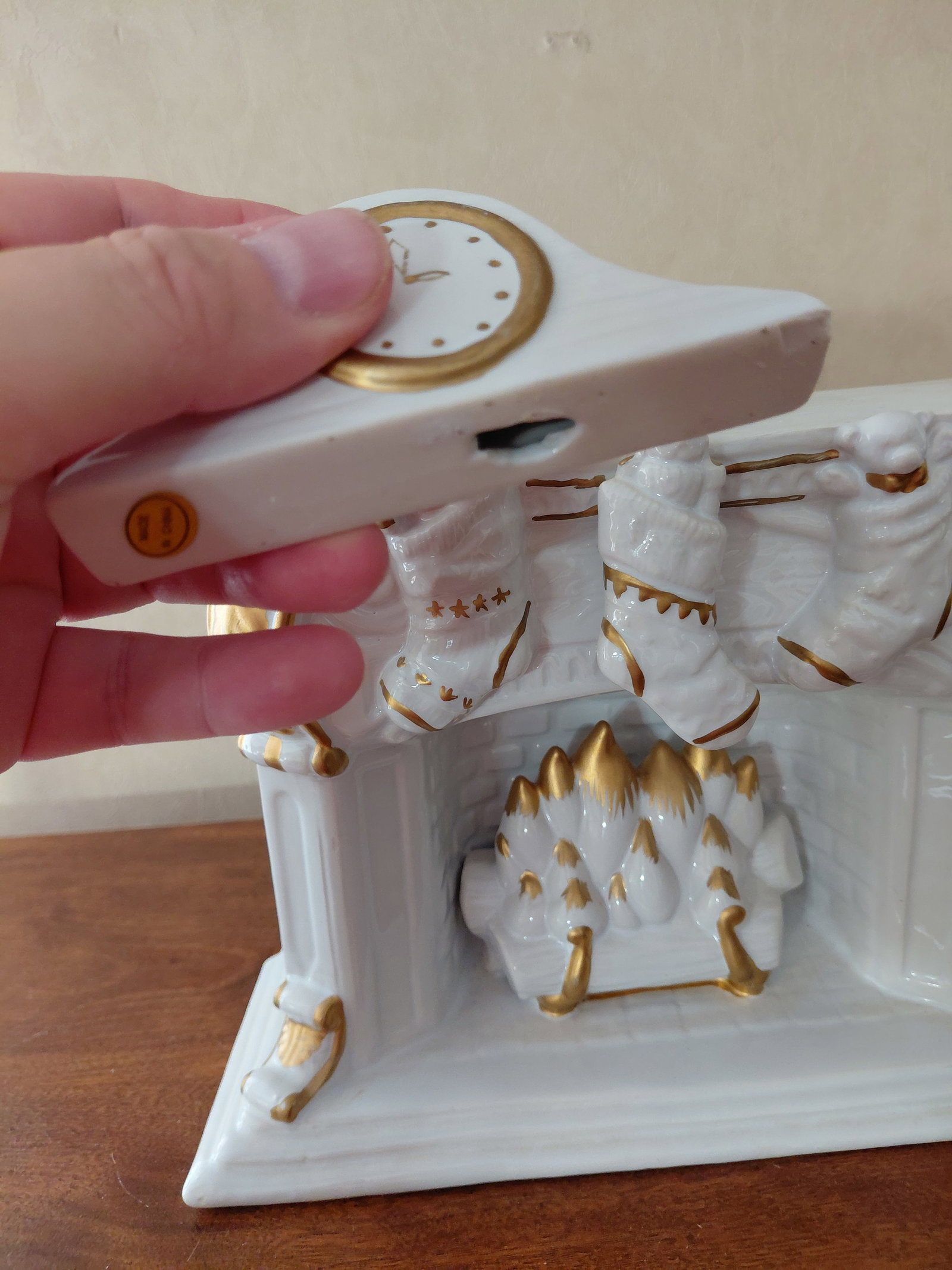 Large Porcelain Fireplace Statue - 4