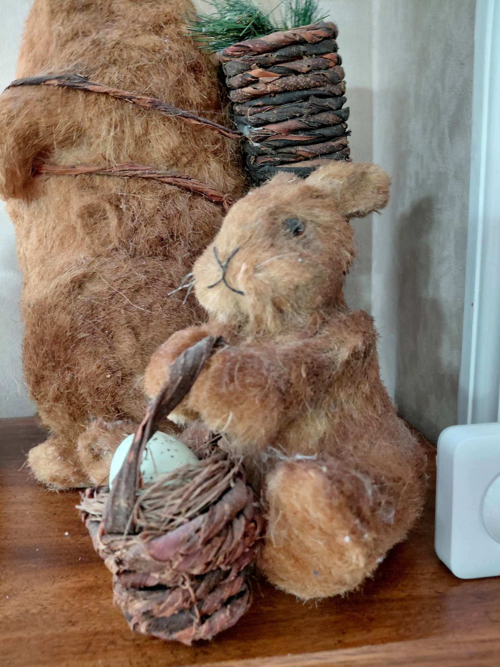 Bunny Lot including Peter Rabbit Planter / as seen - 4