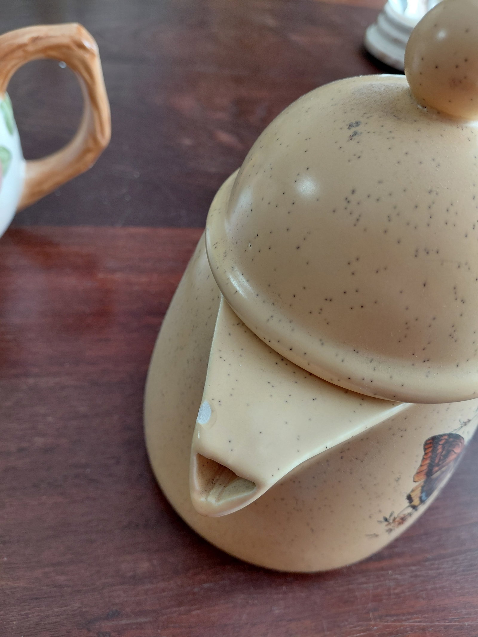Lot of Teapots - 11