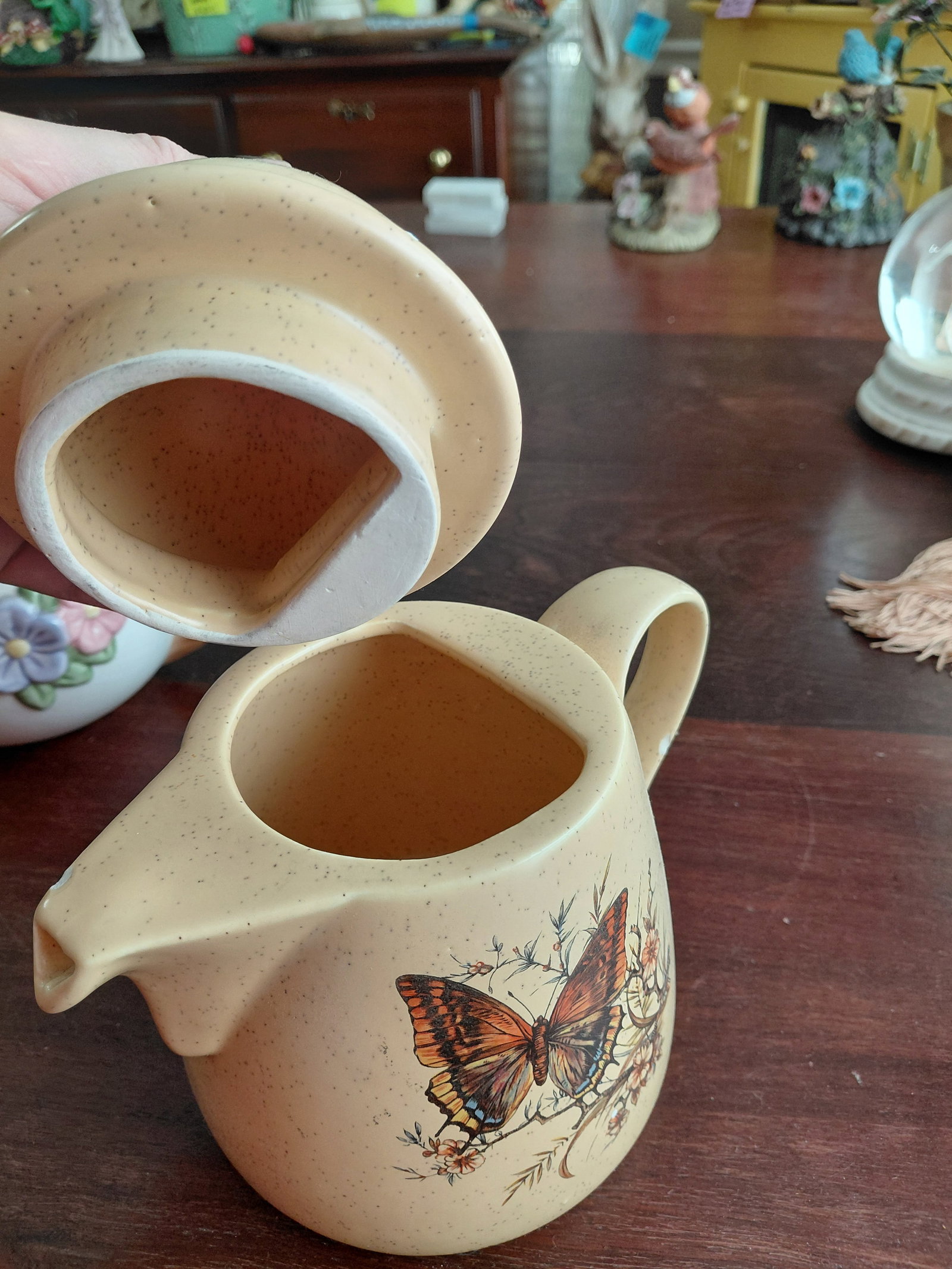 Lot of Teapots - 12